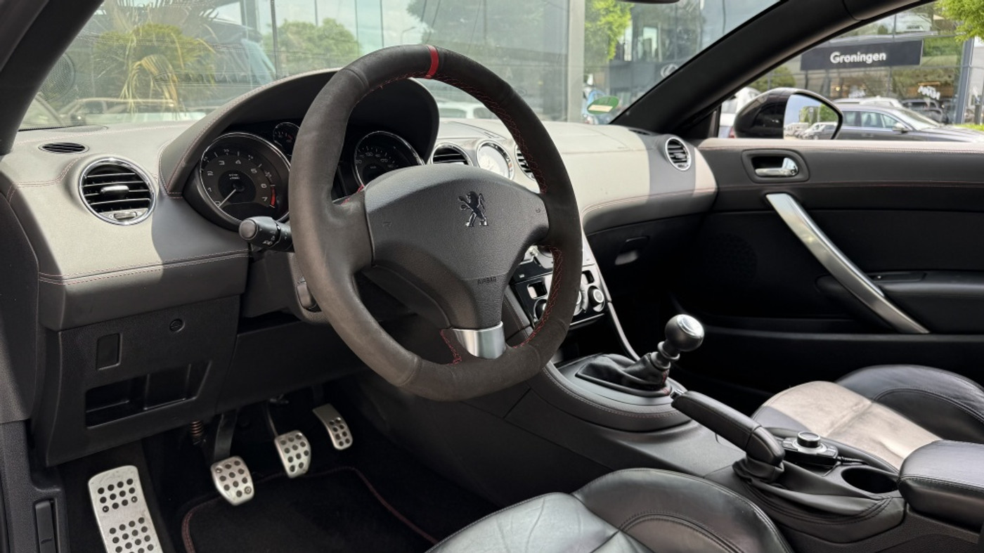 Foto van Peugeot RCZ