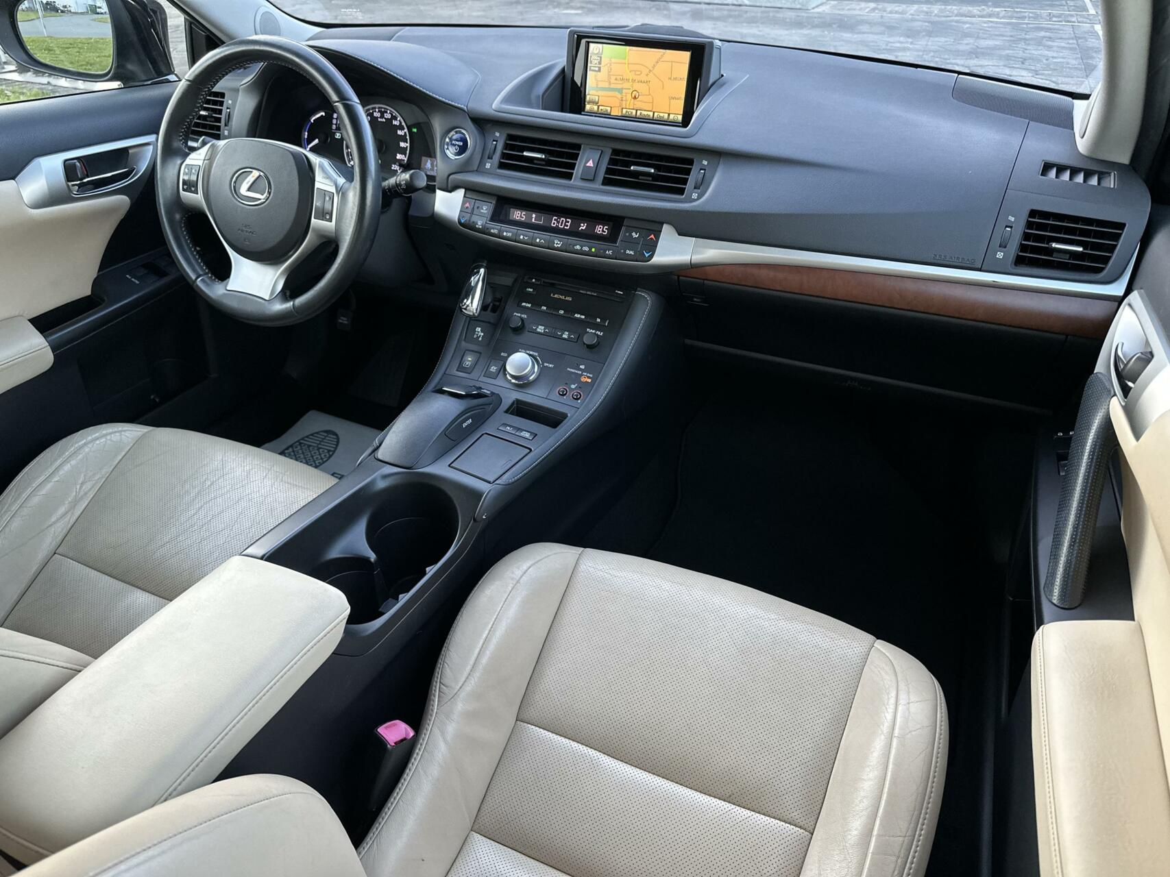 Foto van Lexus CT