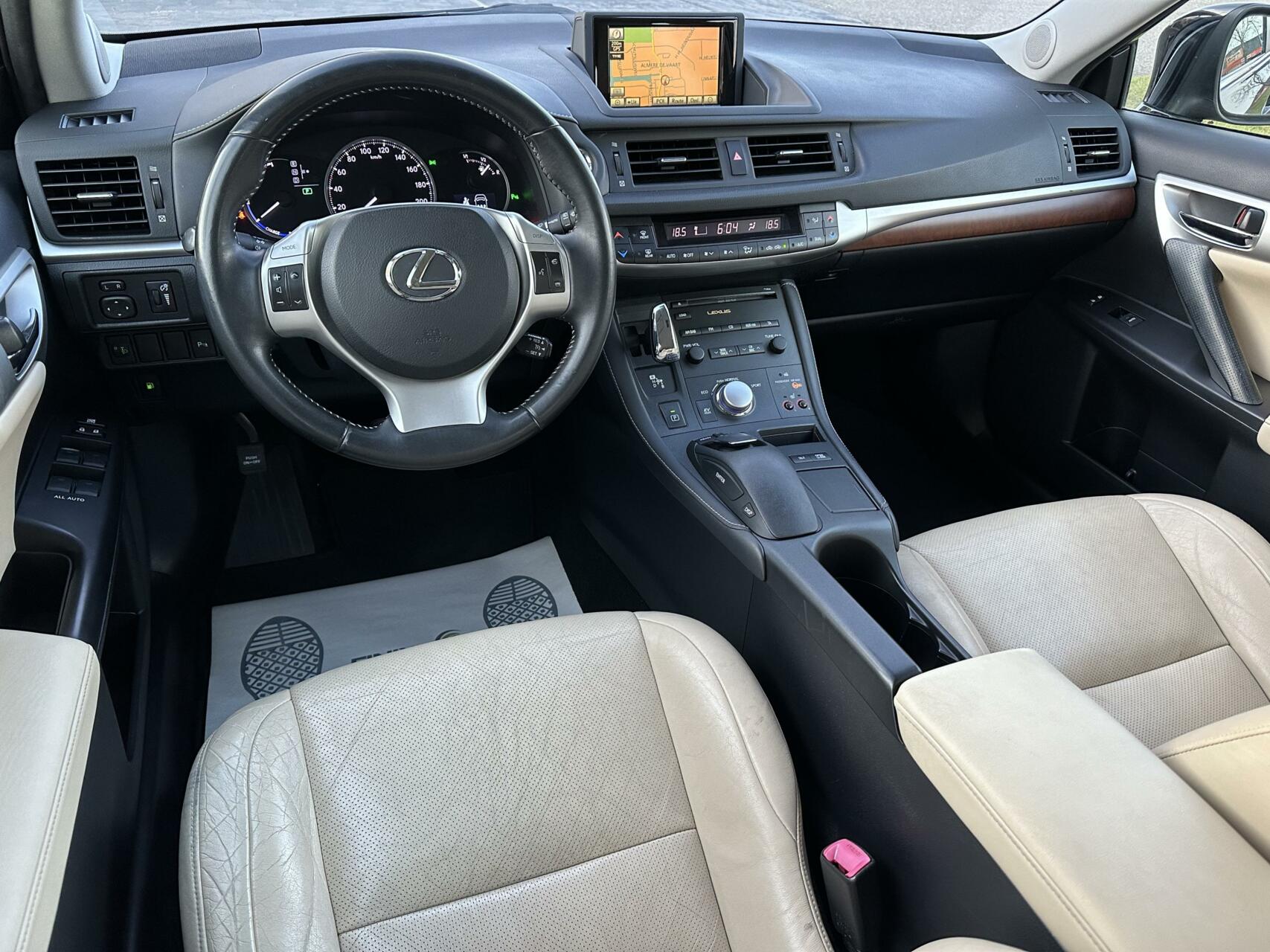 Foto van Lexus CT