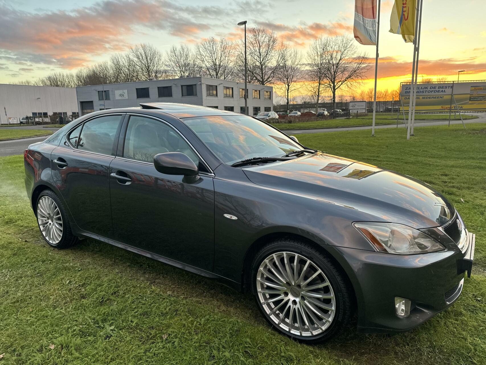 Foto van Lexus Is