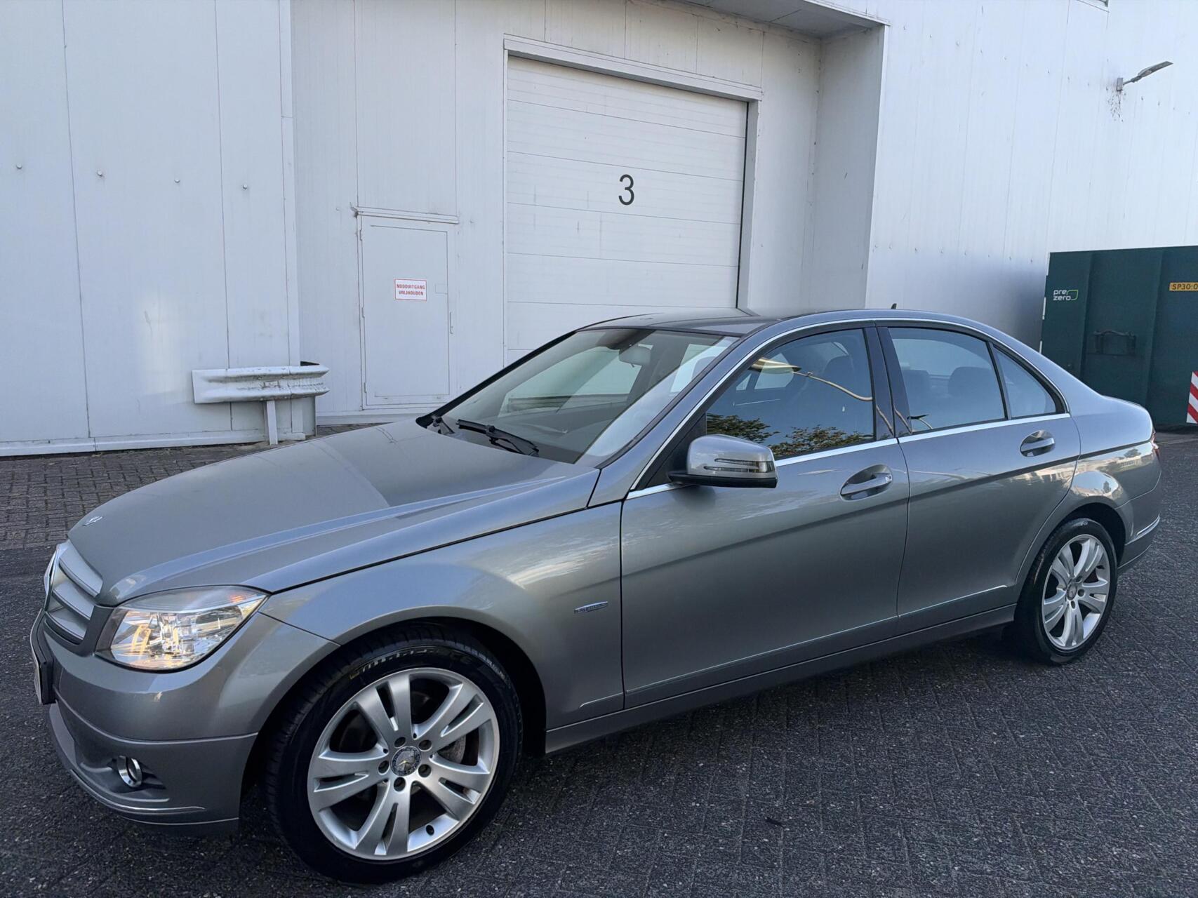 Foto van Mercedes-Benz C 180 Cgi