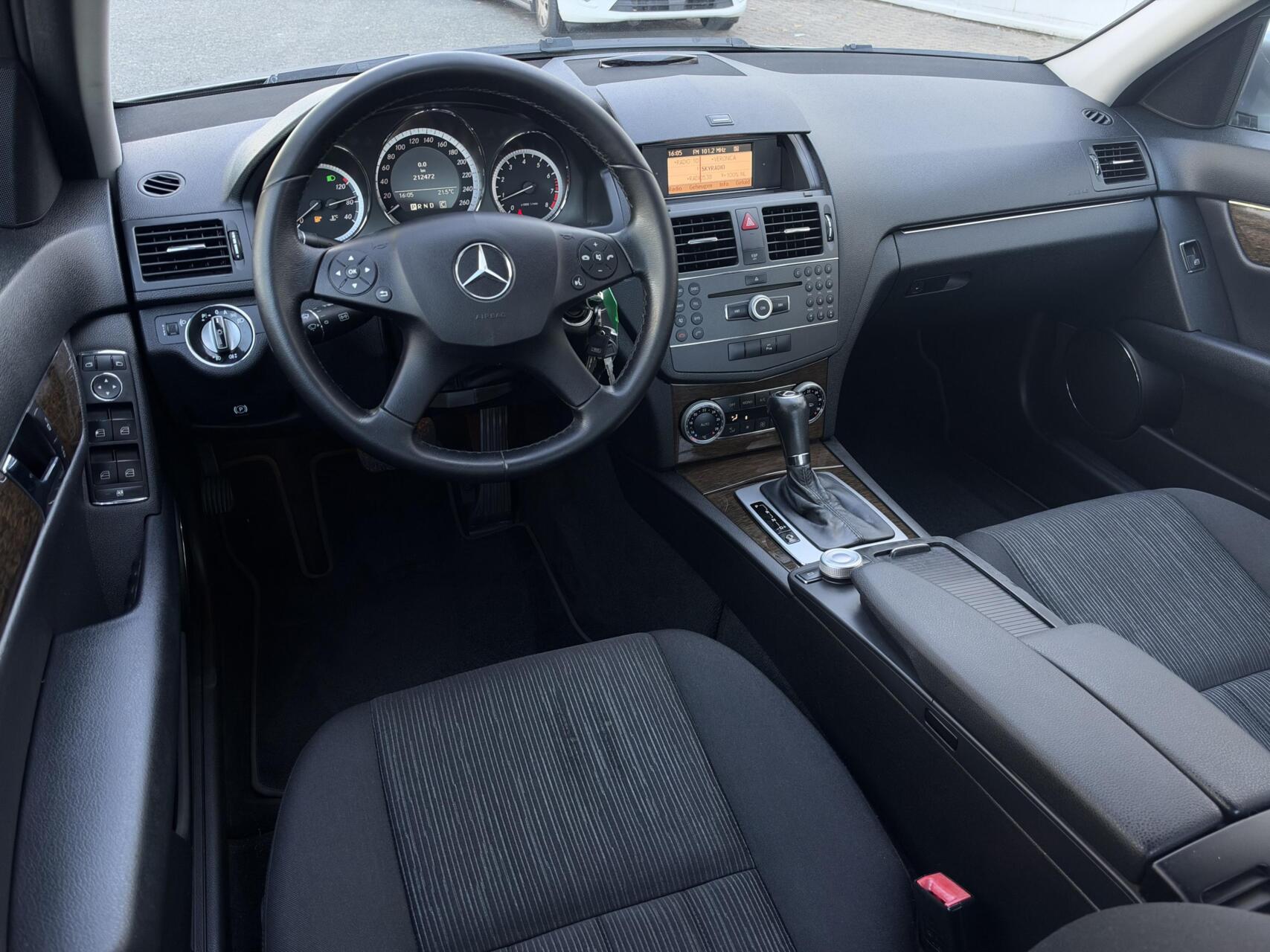 Foto van Mercedes-Benz C 180 Cgi