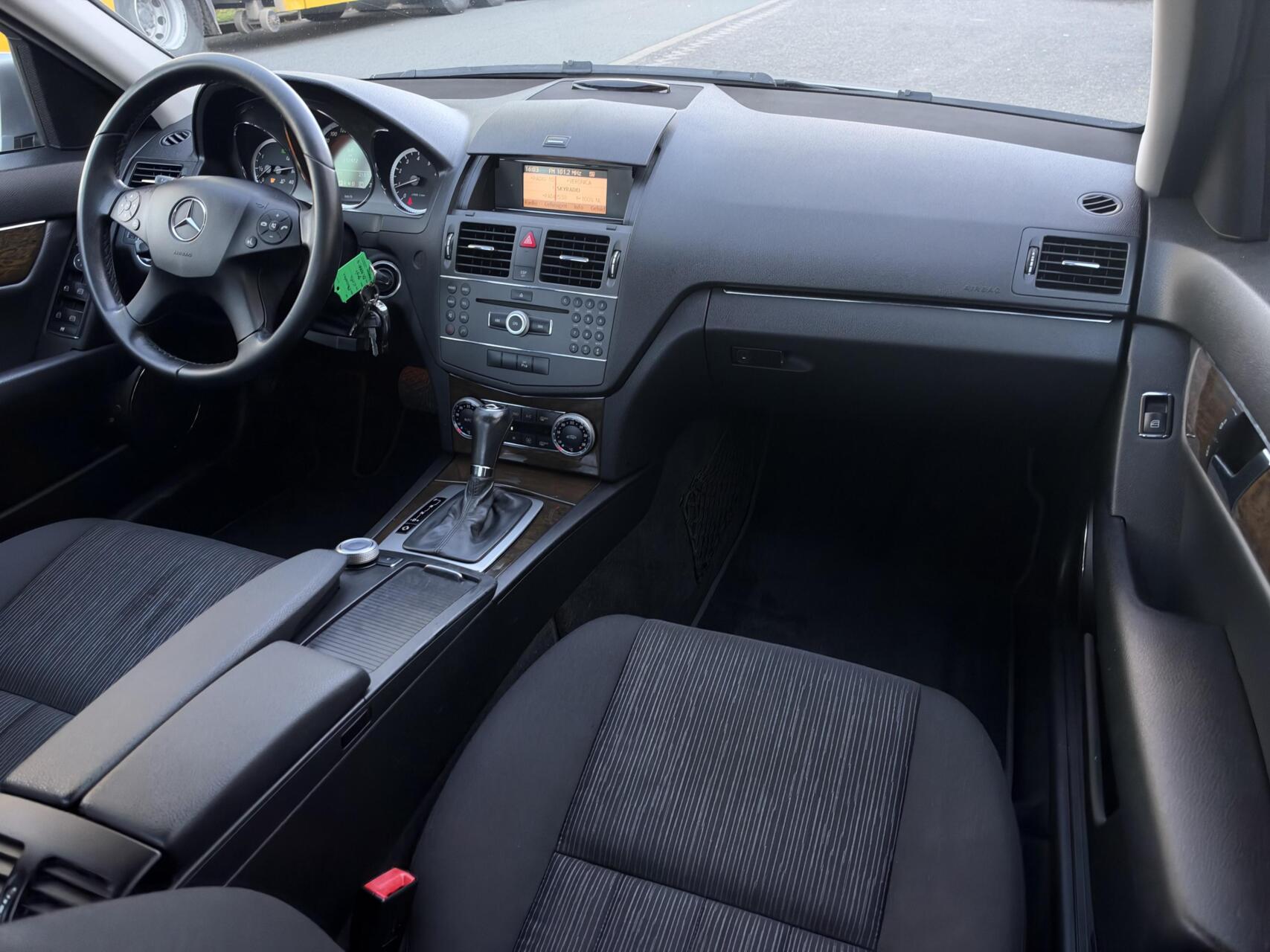 Foto van Mercedes-Benz C 180 Cgi