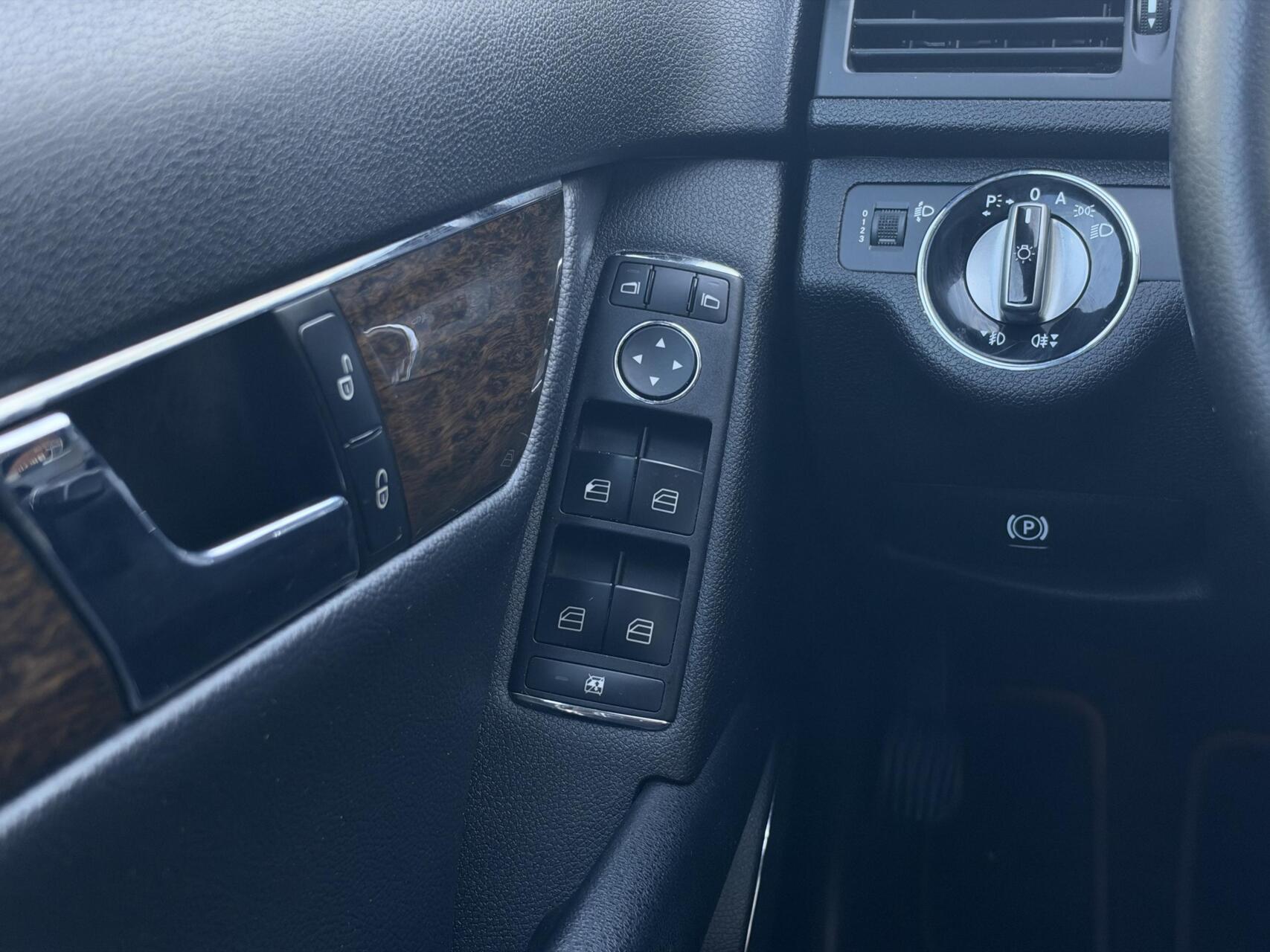 Foto van Mercedes-Benz C 180 Cgi