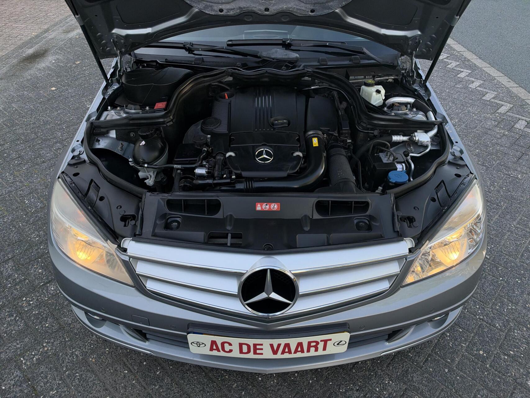 Foto van Mercedes-Benz C 180 Cgi
