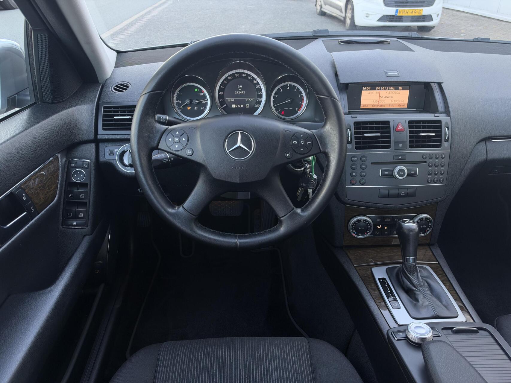 Foto van Mercedes-Benz C 180 Cgi