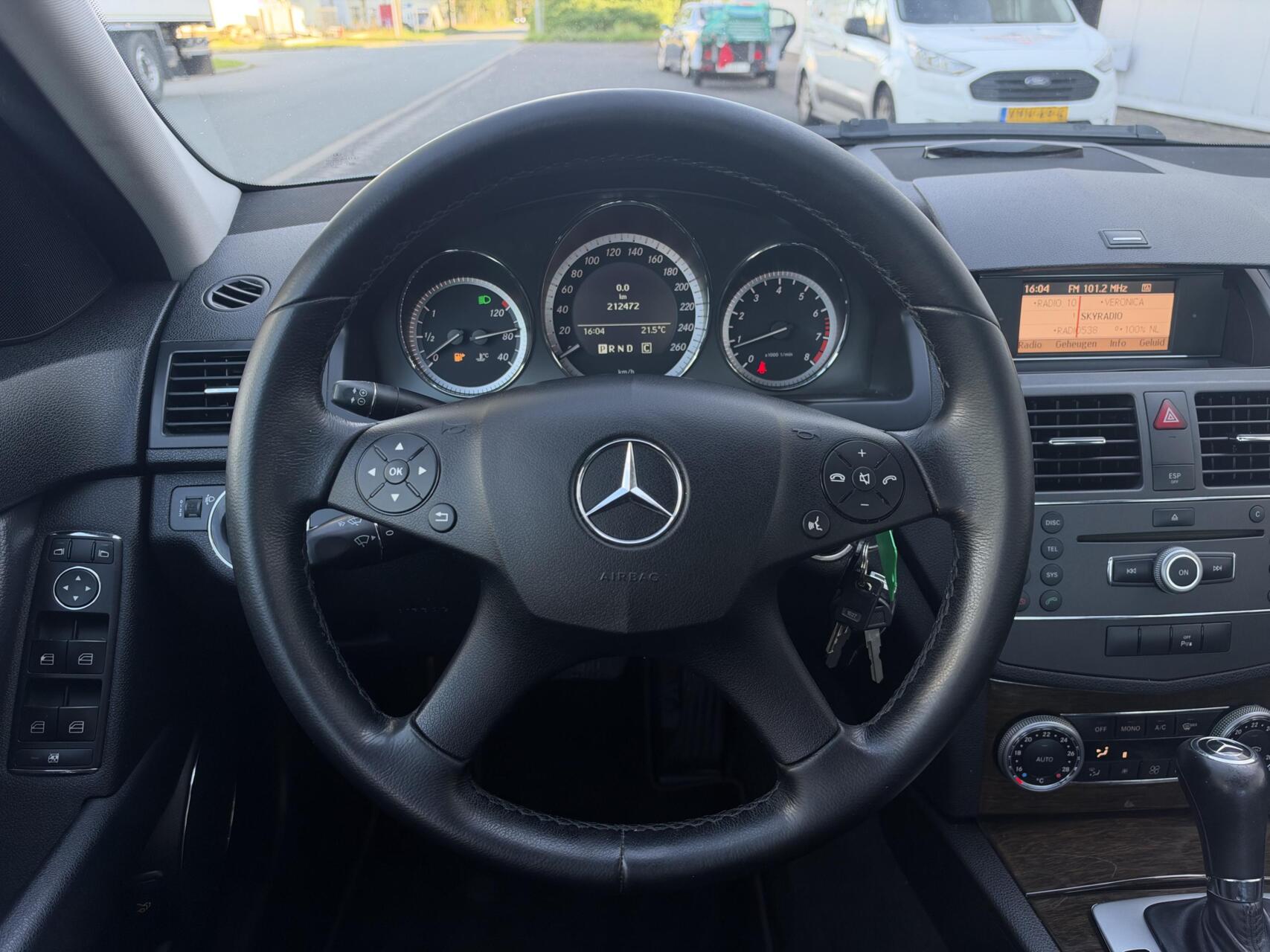 Foto van Mercedes-Benz C 180 Cgi