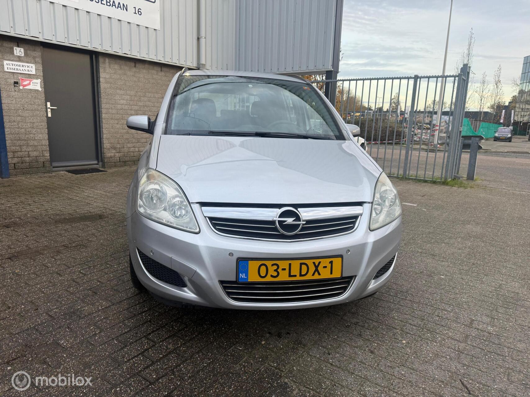 Foto van Opel Zafira