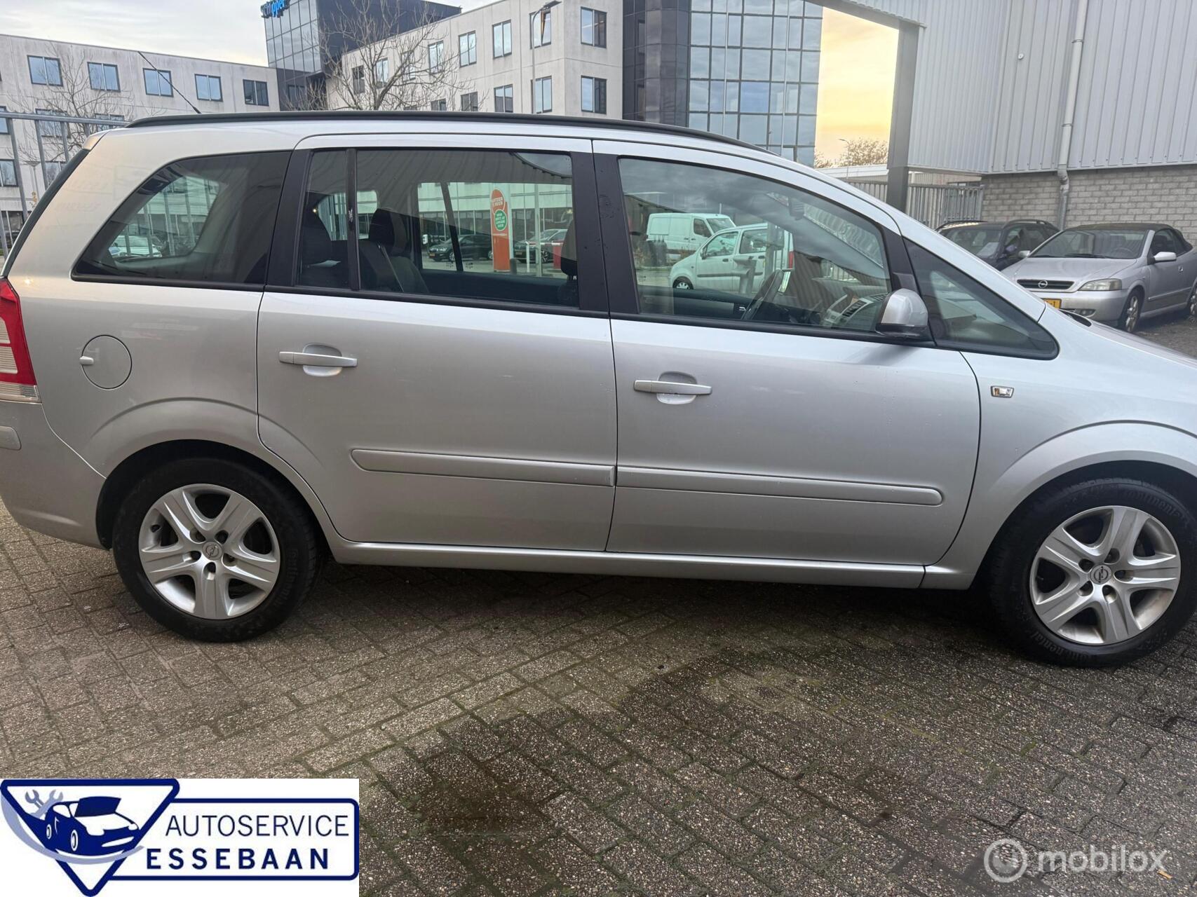 Foto van Opel Zafira