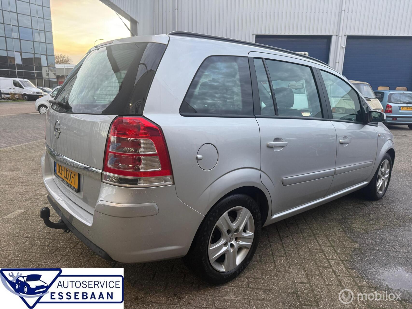 Foto van Opel Zafira
