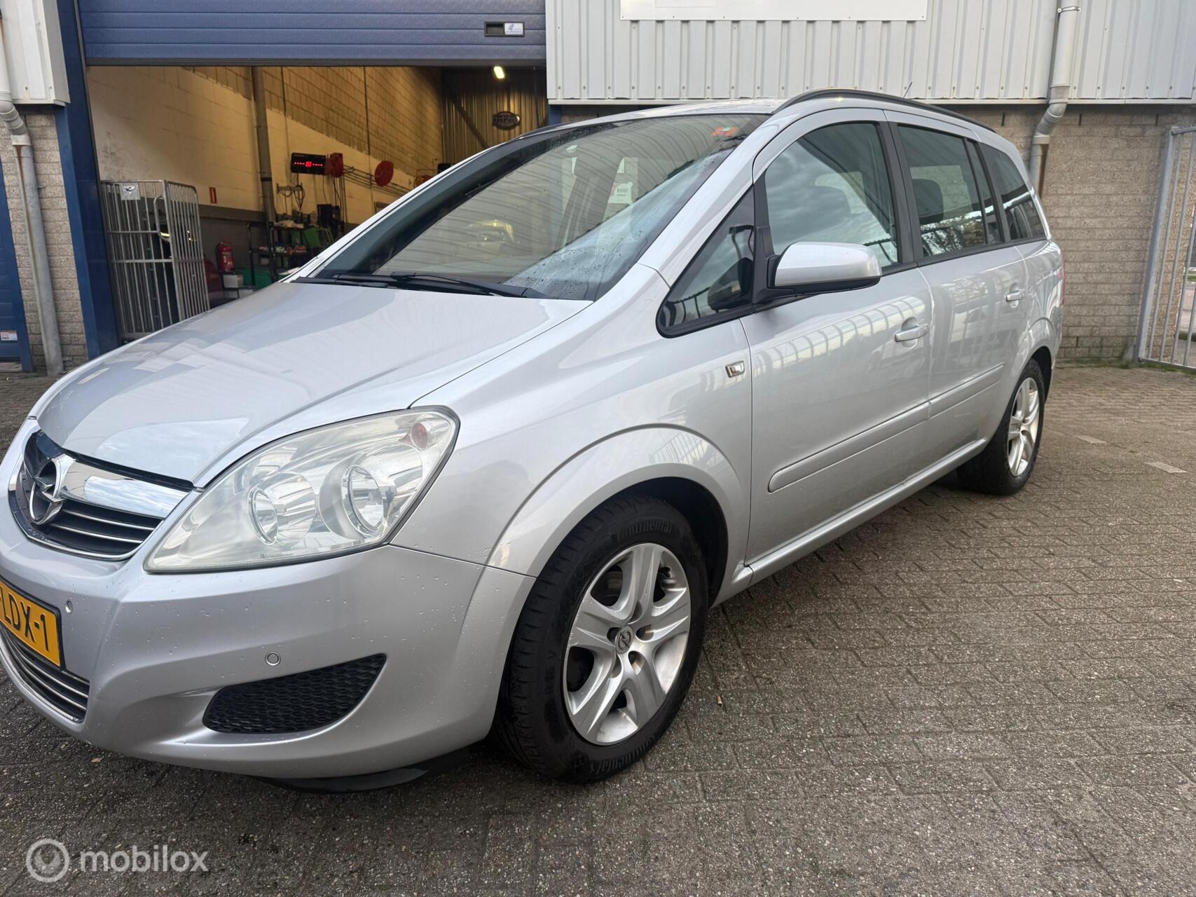 Foto van Opel Zafira
