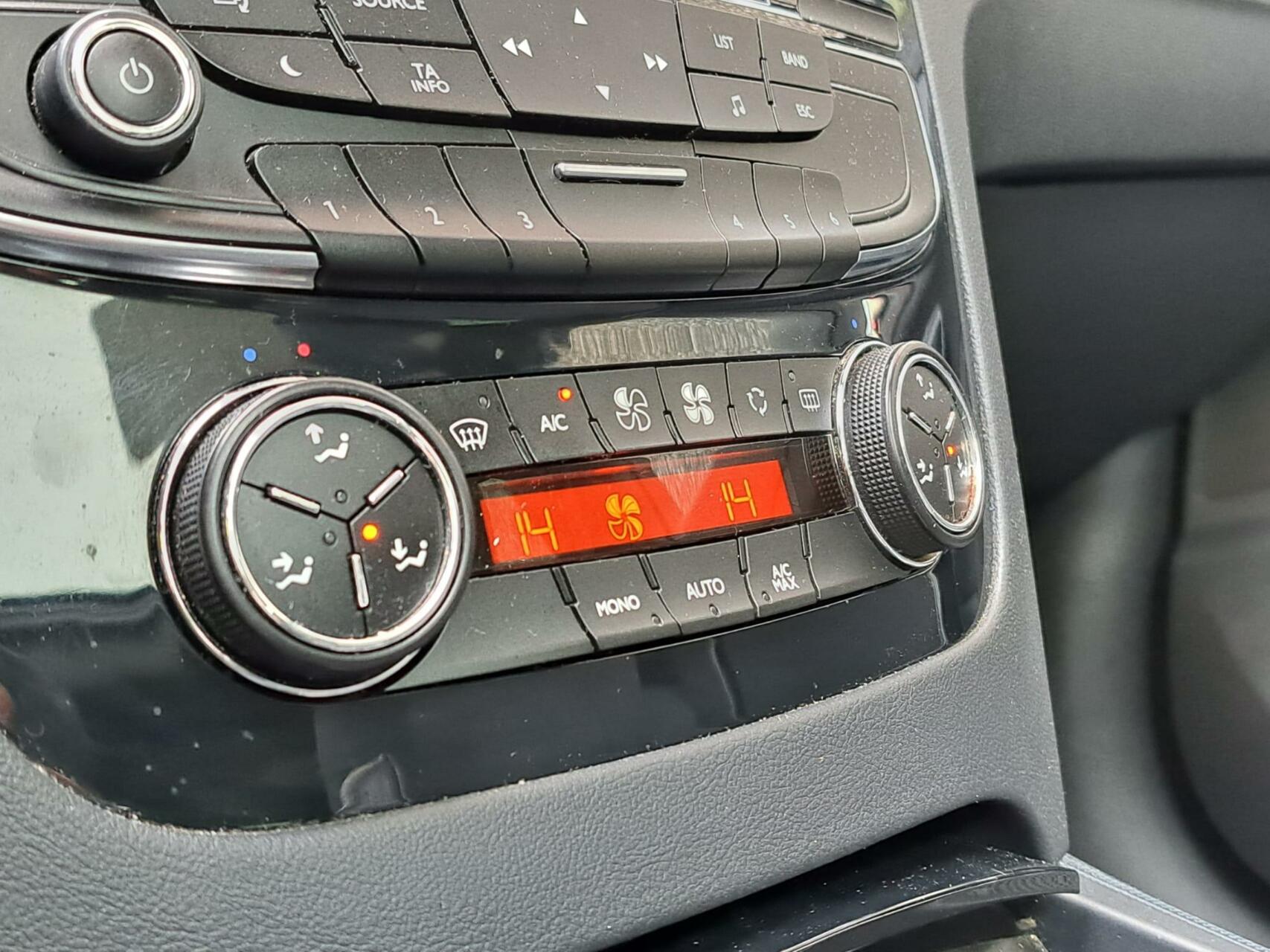 Foto van Peugeot 508 SW