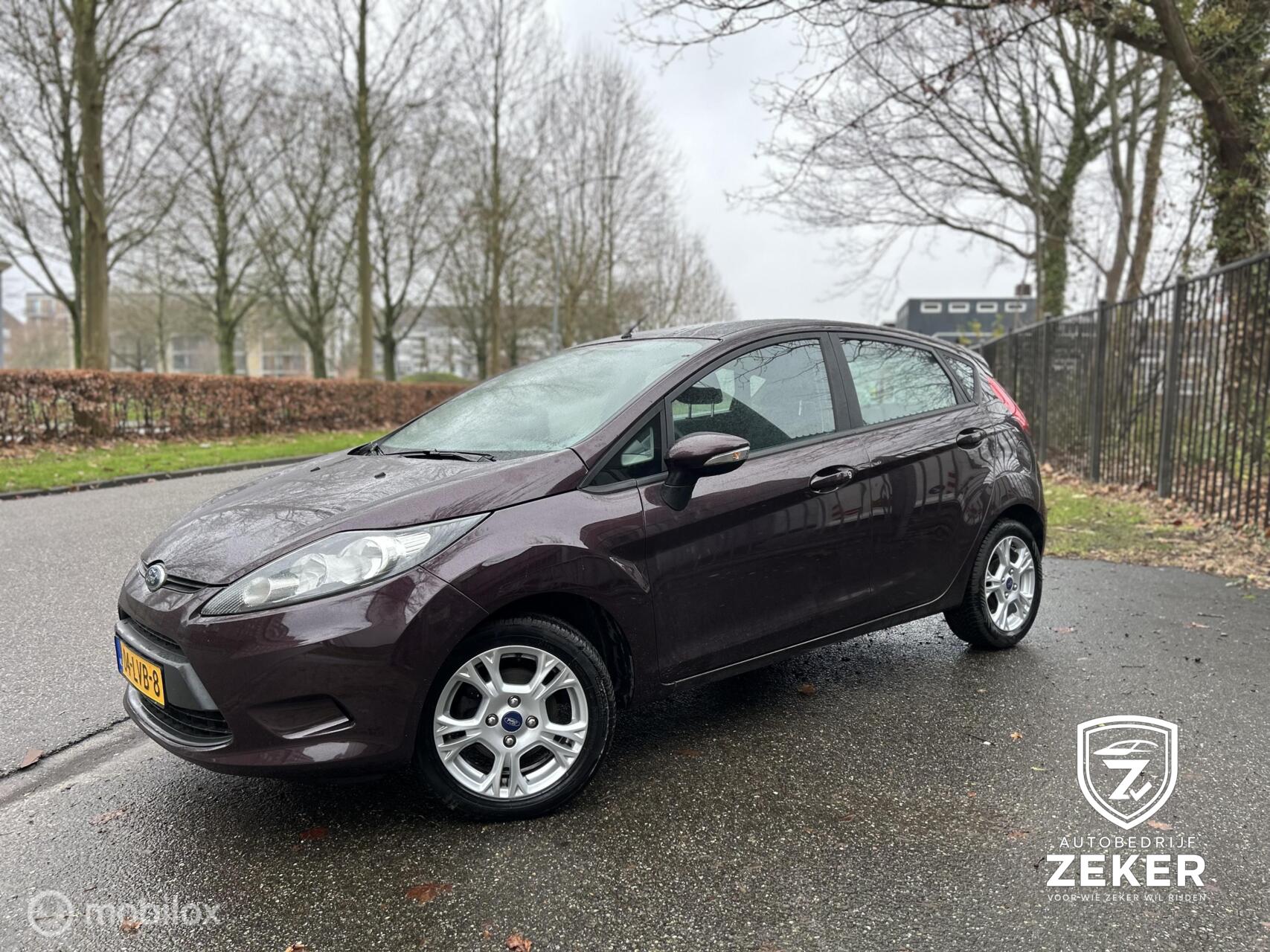 Ford Fiesta 1.25 Limited / Nieuwe apk / Nederlandse Auto/ 2010 - voorkant