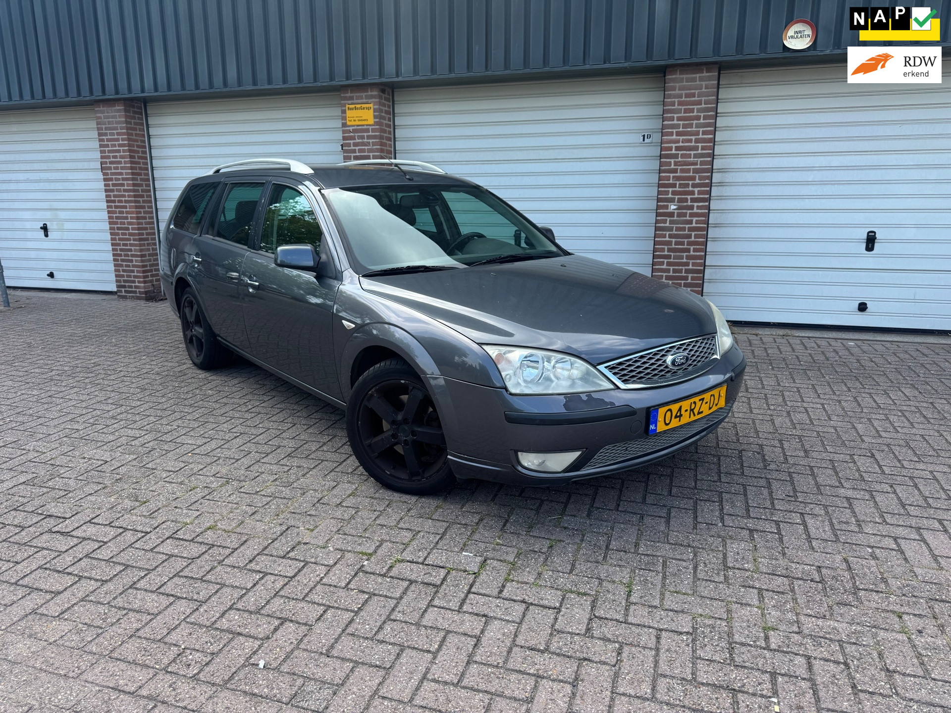 Ford Mondeo 2.0-16V Platinum Airco 2005 - voorkant