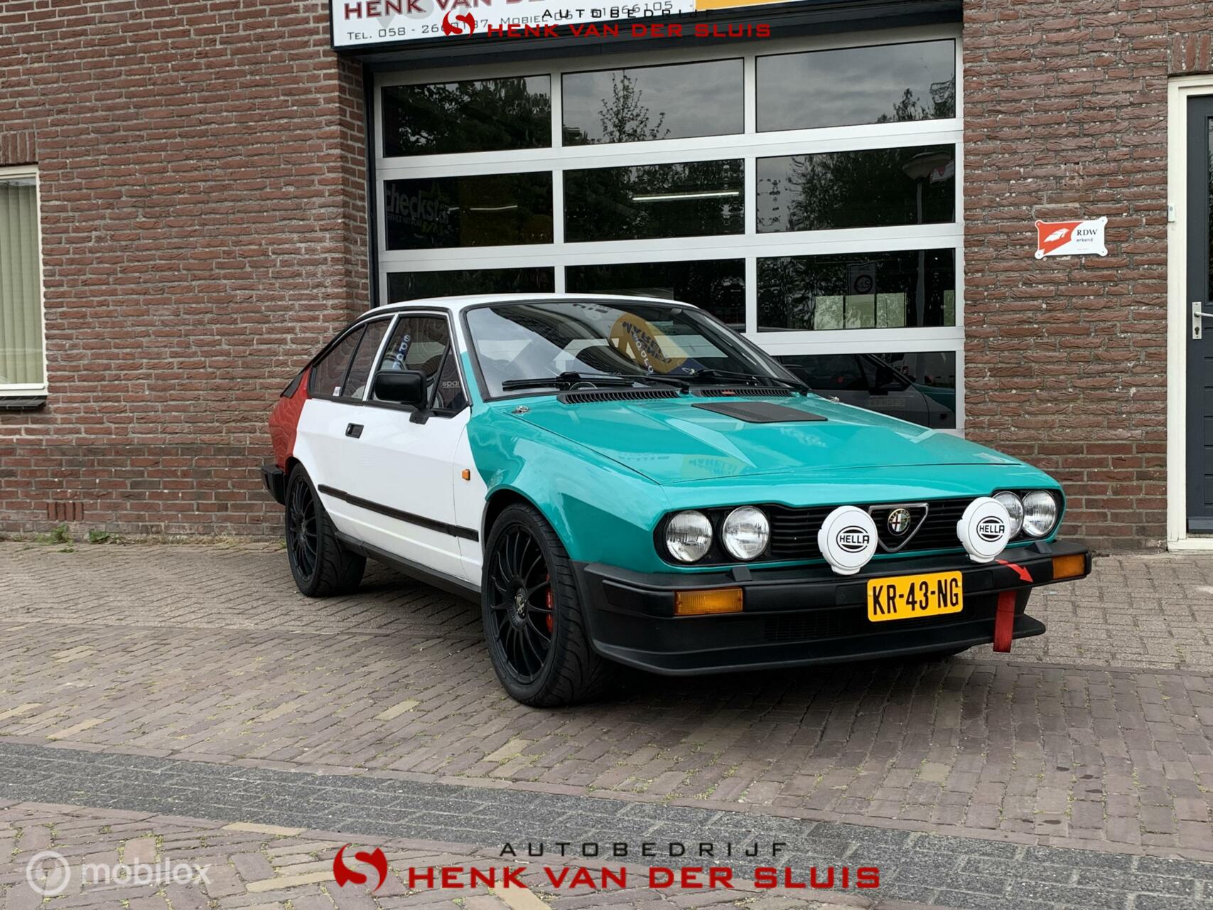 Alfa Romeo GTV 3.0 24V CIRCUIT 1984 - voorkant