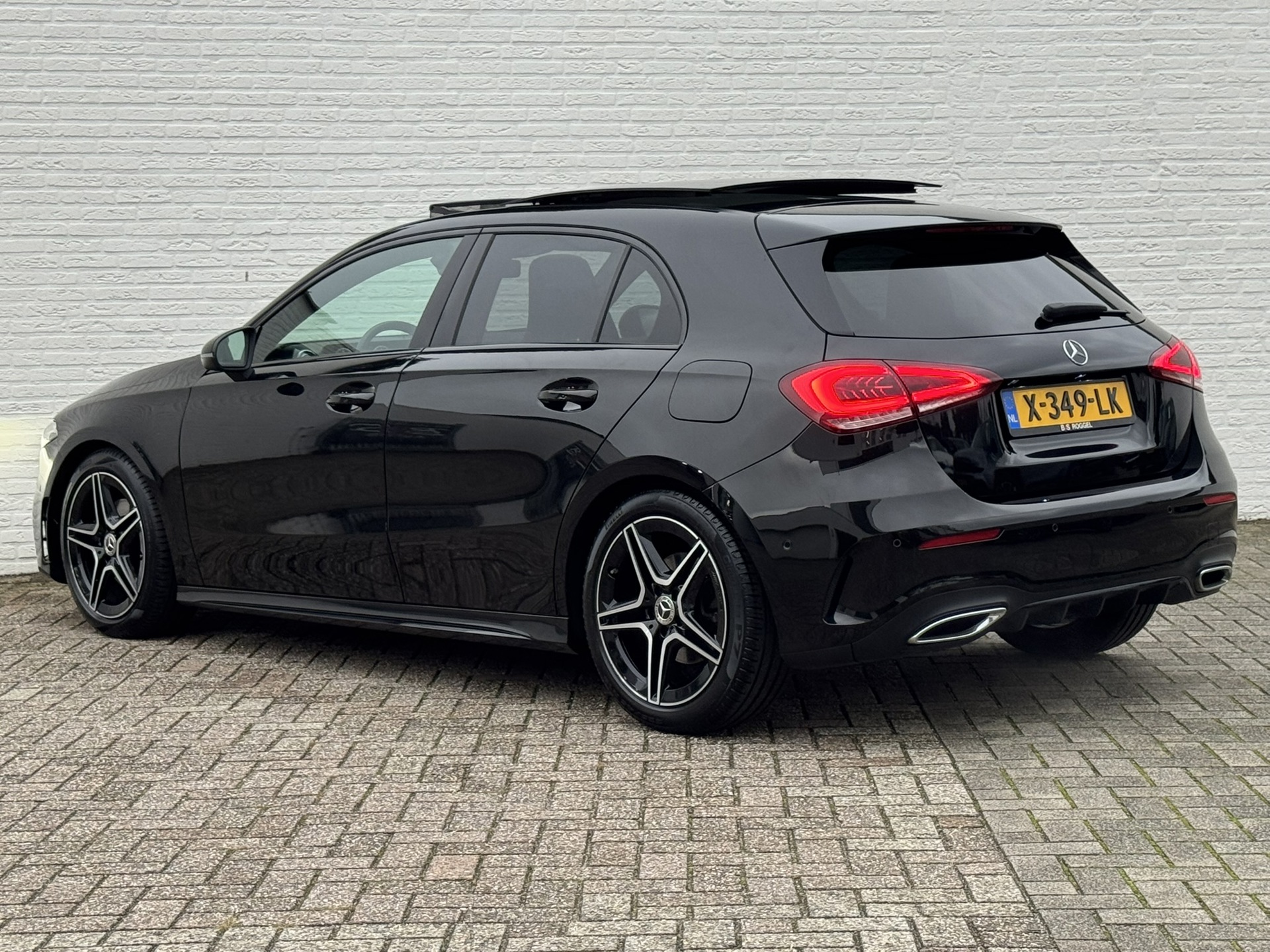 Foto van Mercedes-Benz A 200
