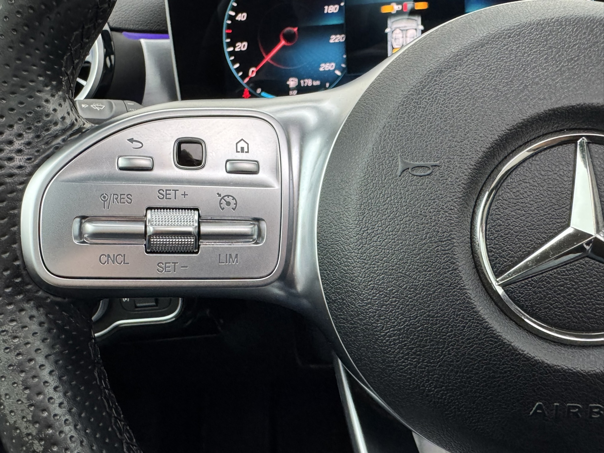 Foto van Mercedes-Benz A 200