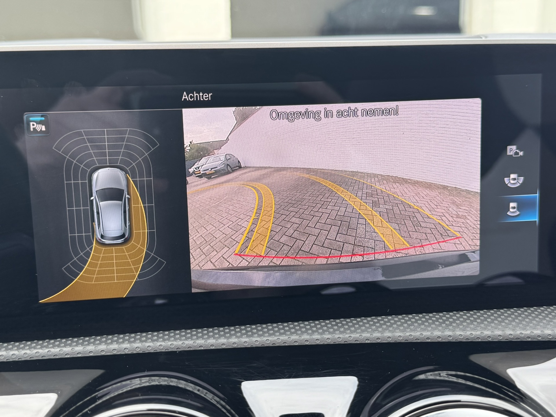 Foto van Mercedes-Benz A 200
