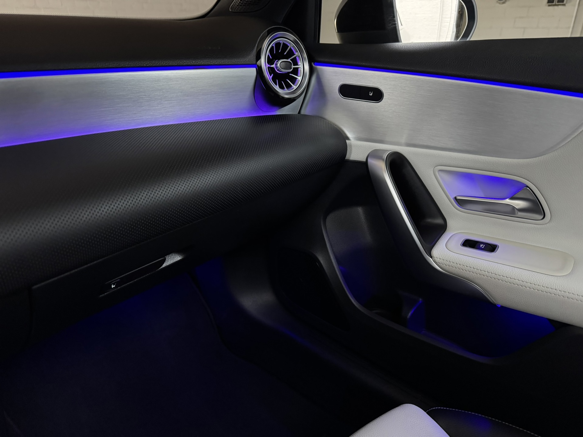 Foto van Mercedes-Benz A 200