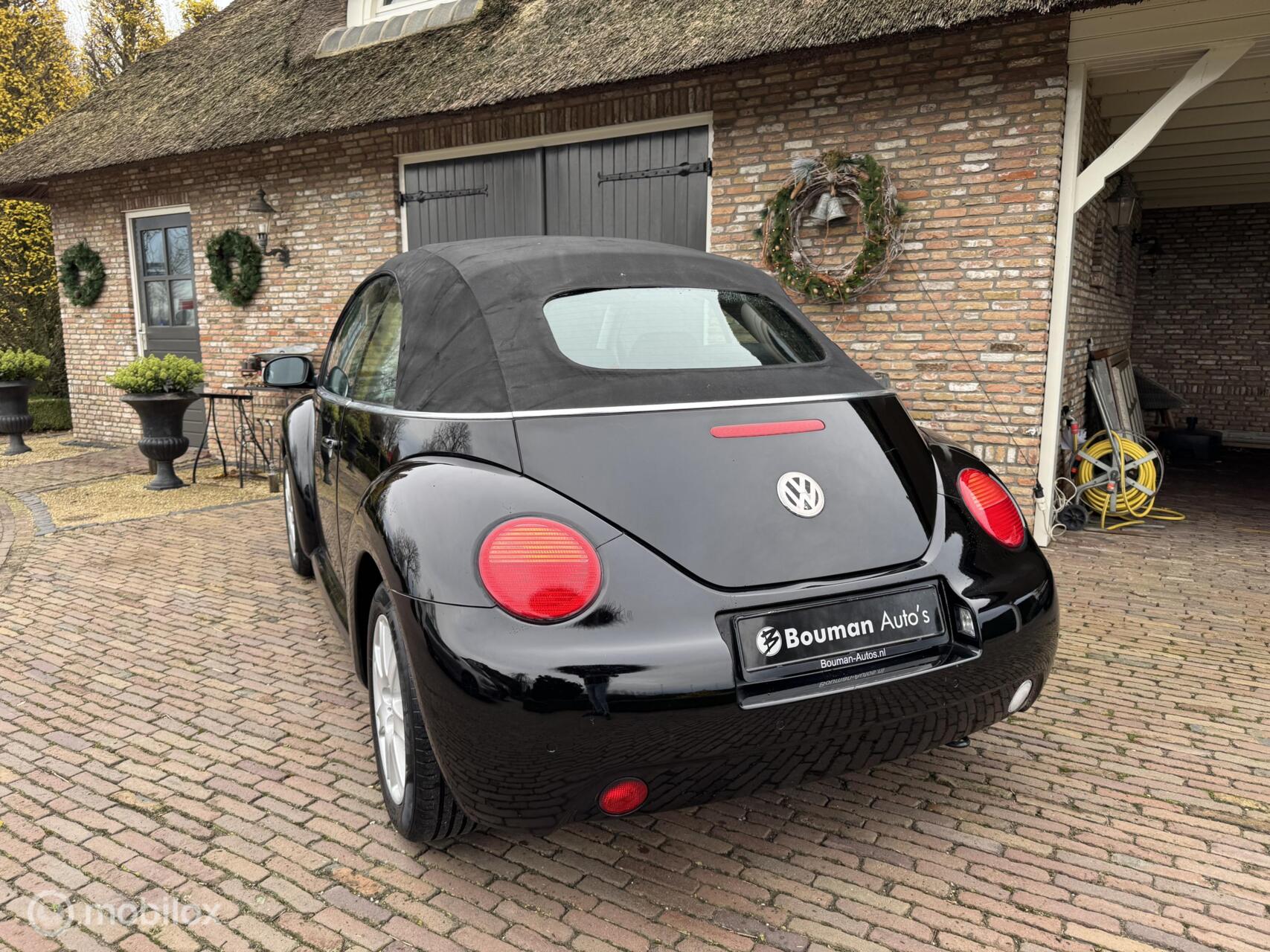 Foto van Volkswagen New Beetle Cabriolet
