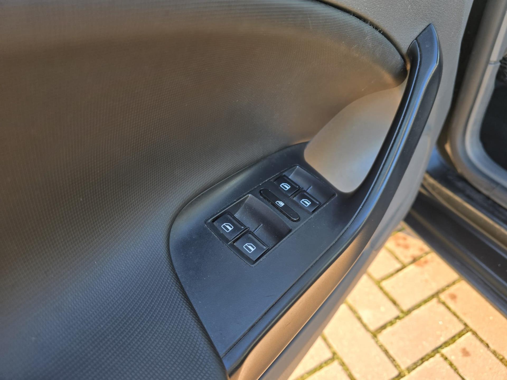 Foto van Seat Ibiza ST
