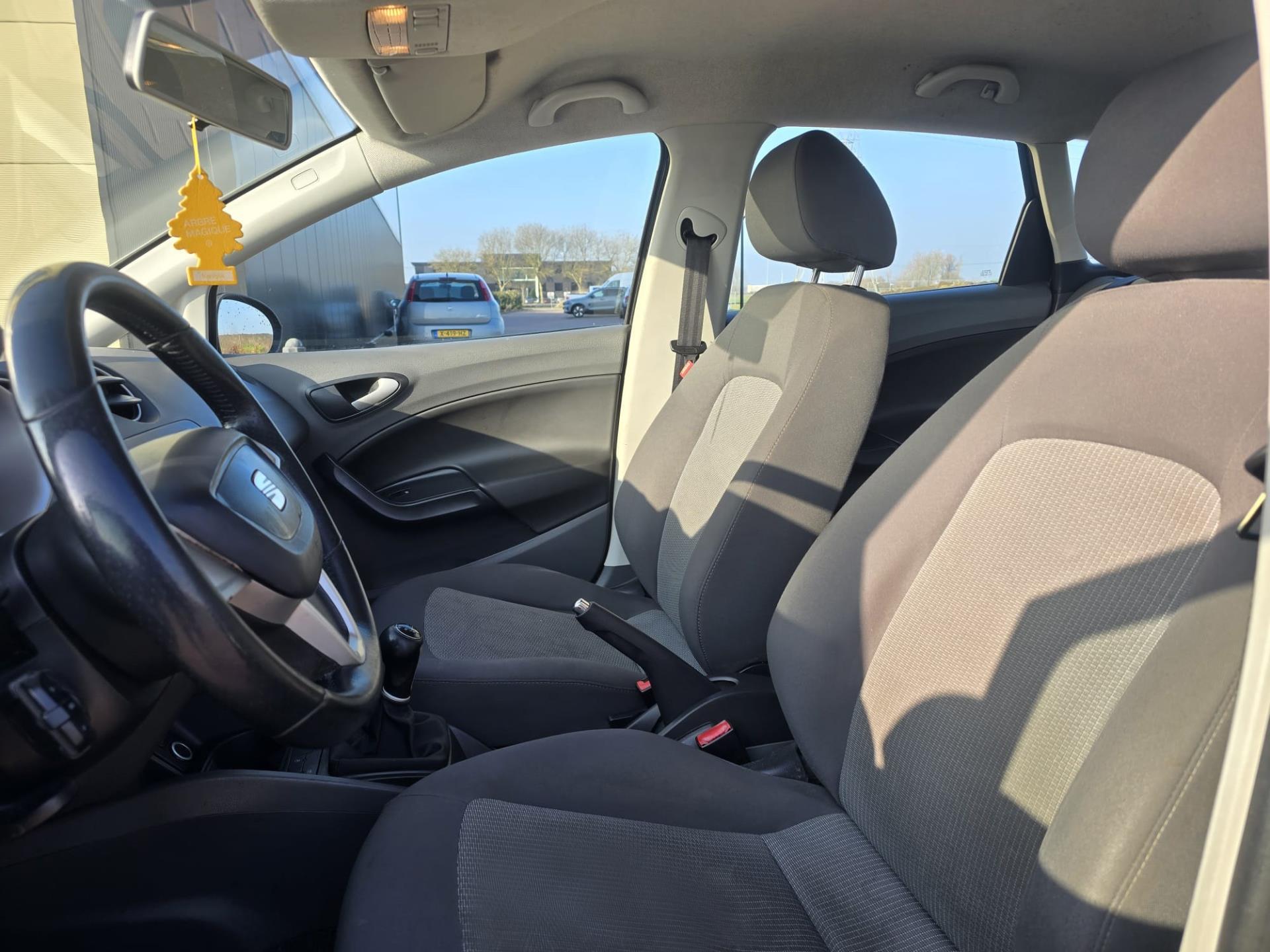 Foto van Seat Ibiza ST