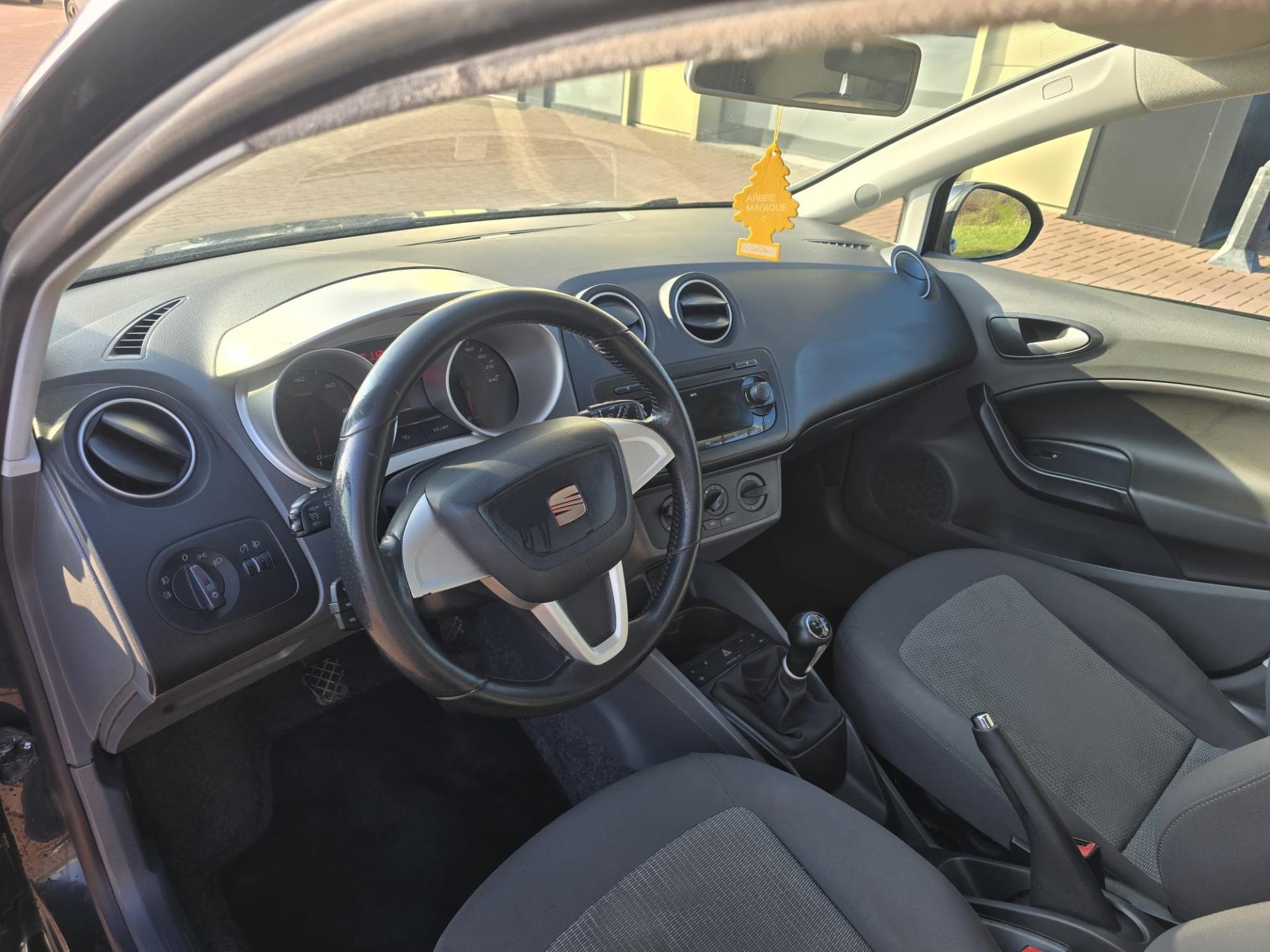 Foto van Seat Ibiza ST