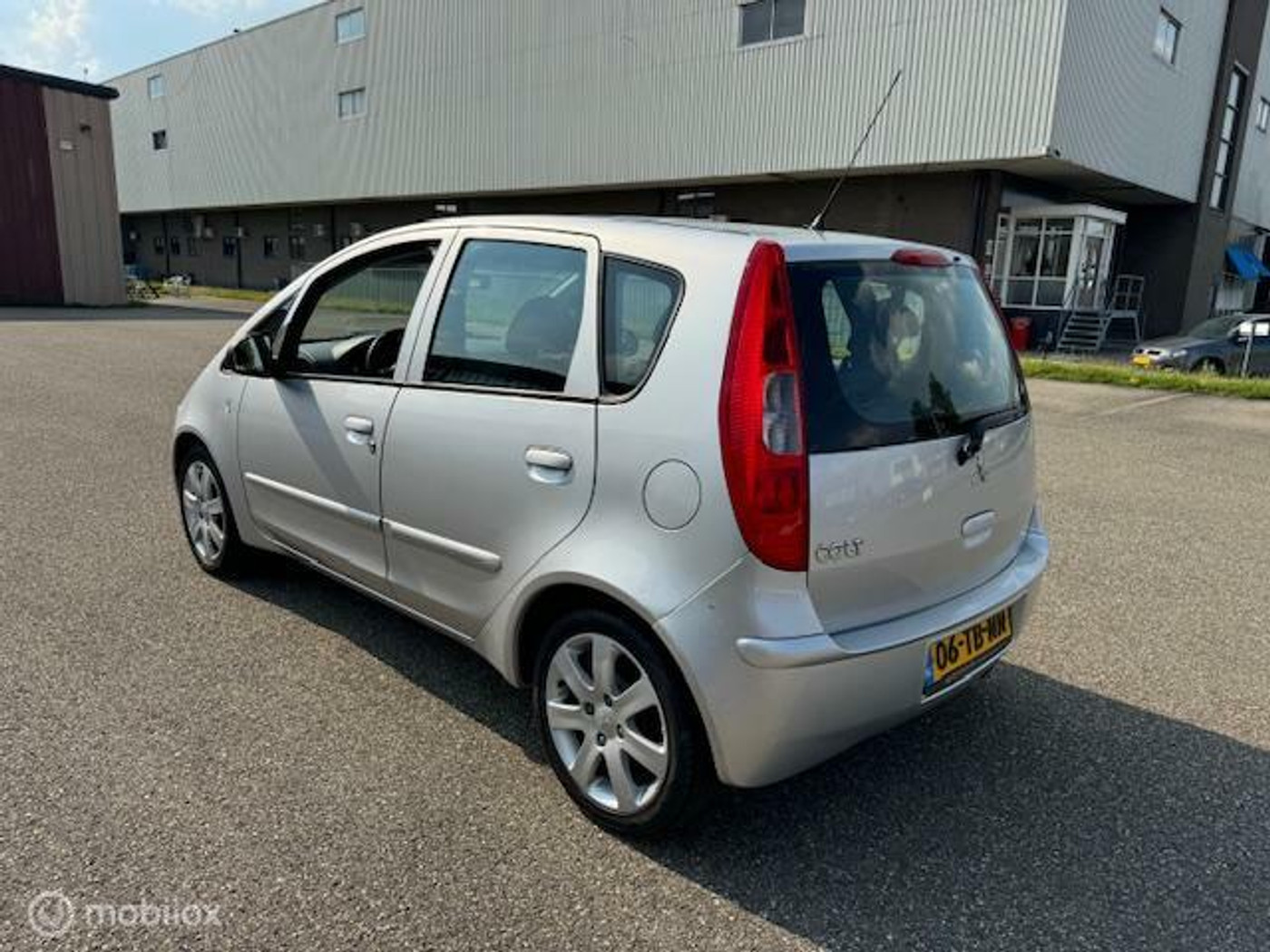Foto van Mitsubishi Colt