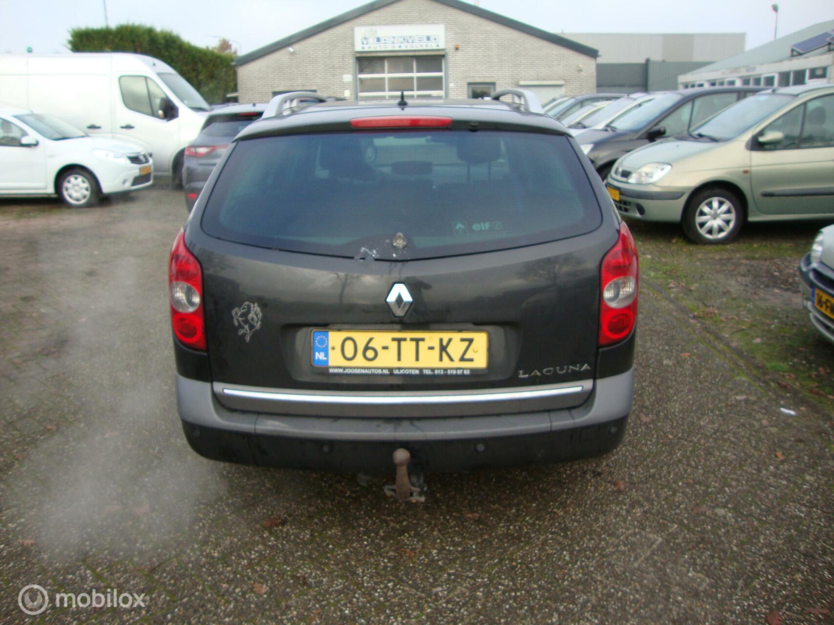 Foto van Renault Laguna Grand Tour