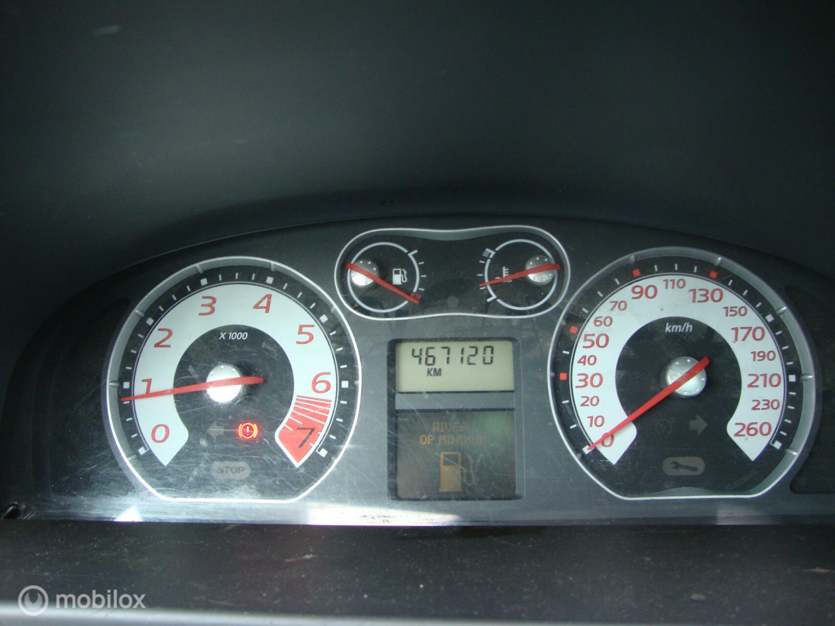 Foto van Renault Laguna Grand Tour