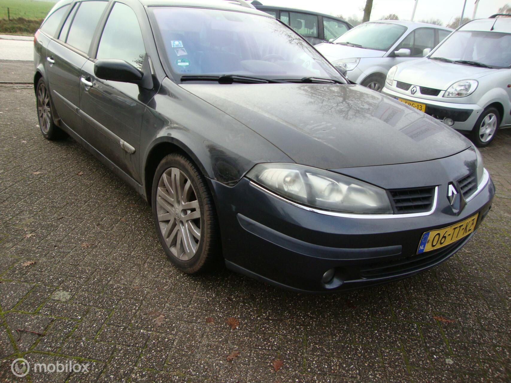 Foto van Renault Laguna Grand Tour