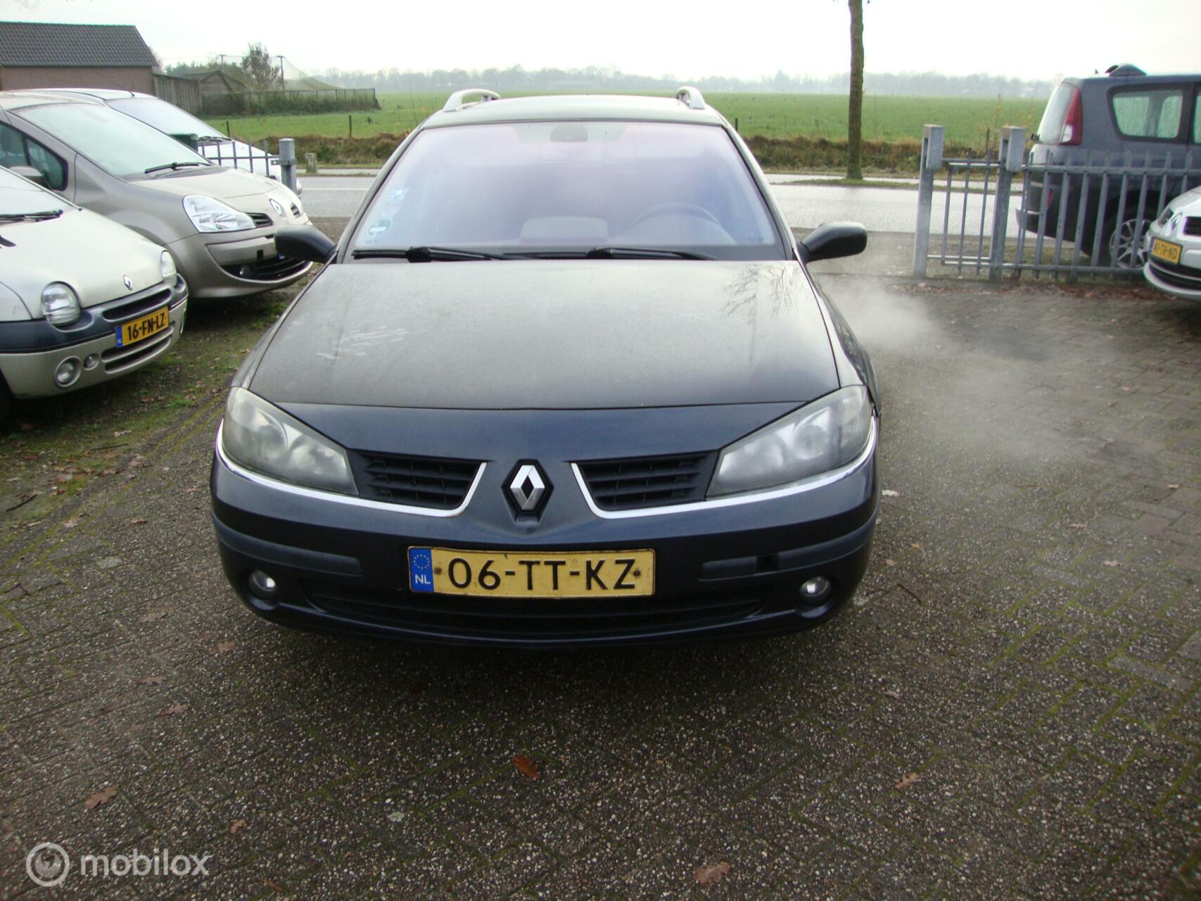 Foto van Renault Laguna Grand Tour