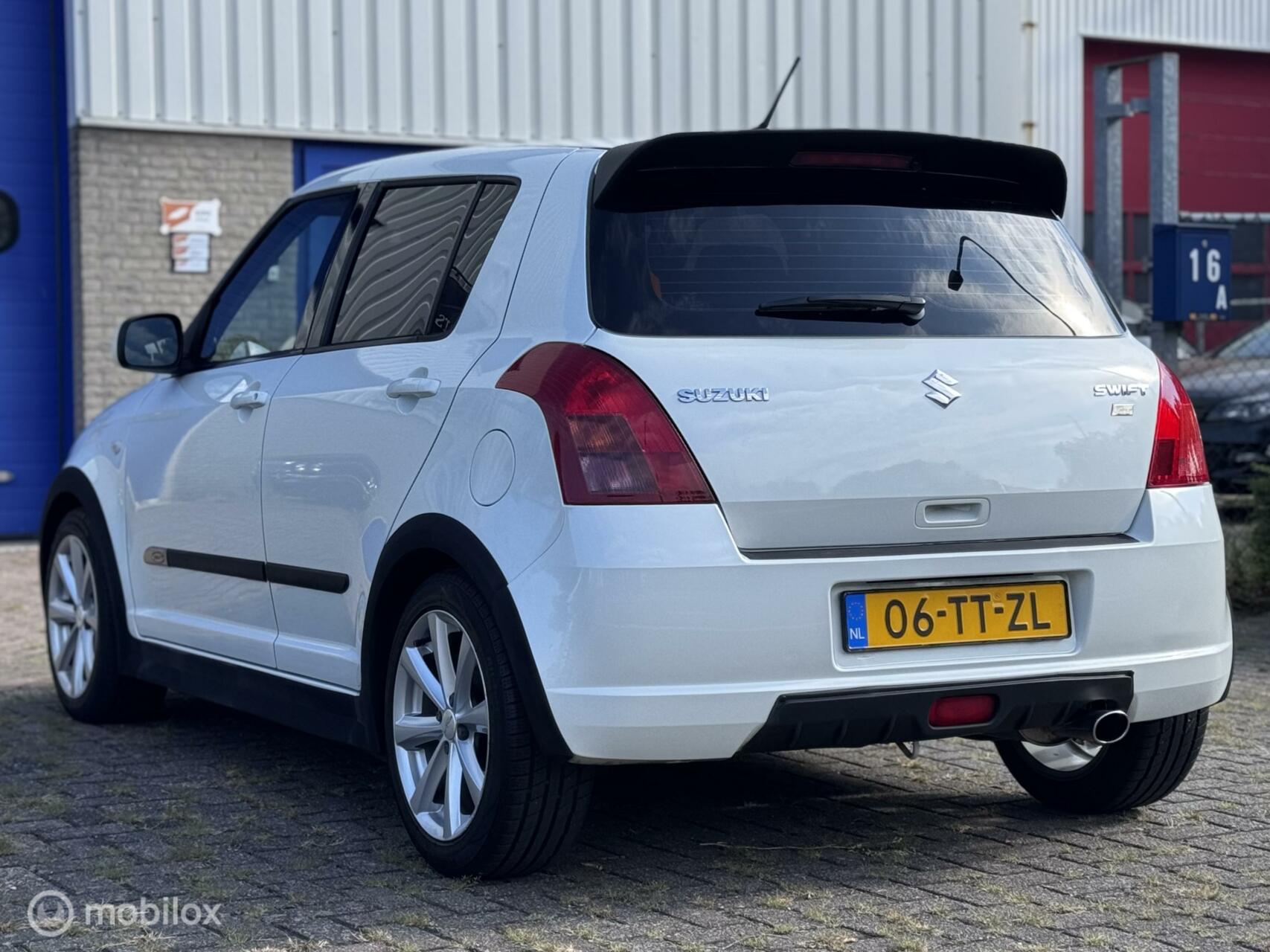 Foto van Suzuki Swift