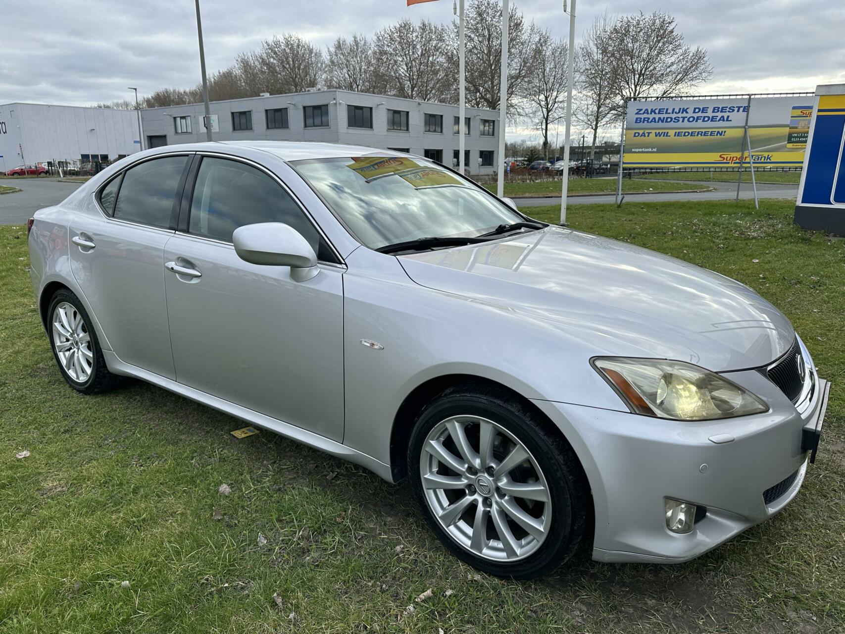 Foto van Lexus Is
