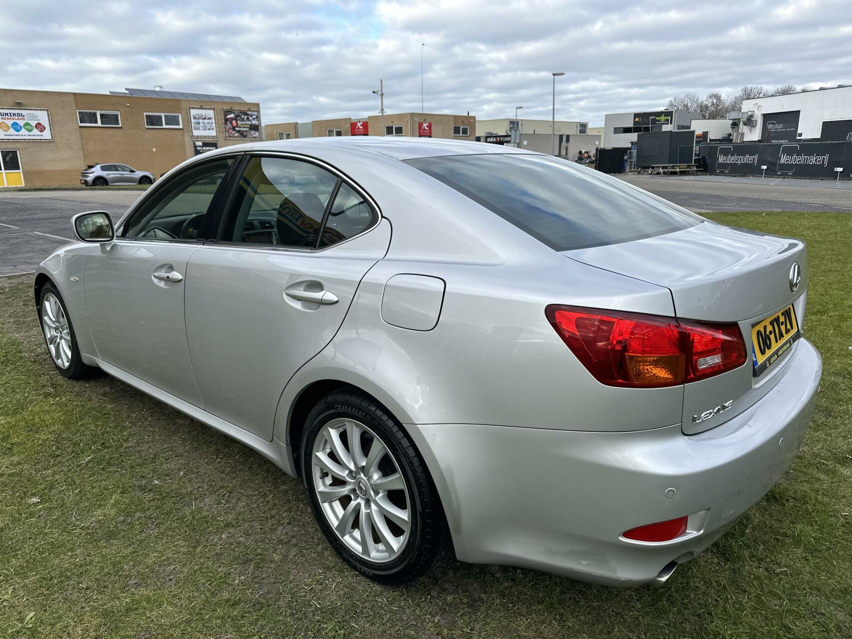 Foto van Lexus Is