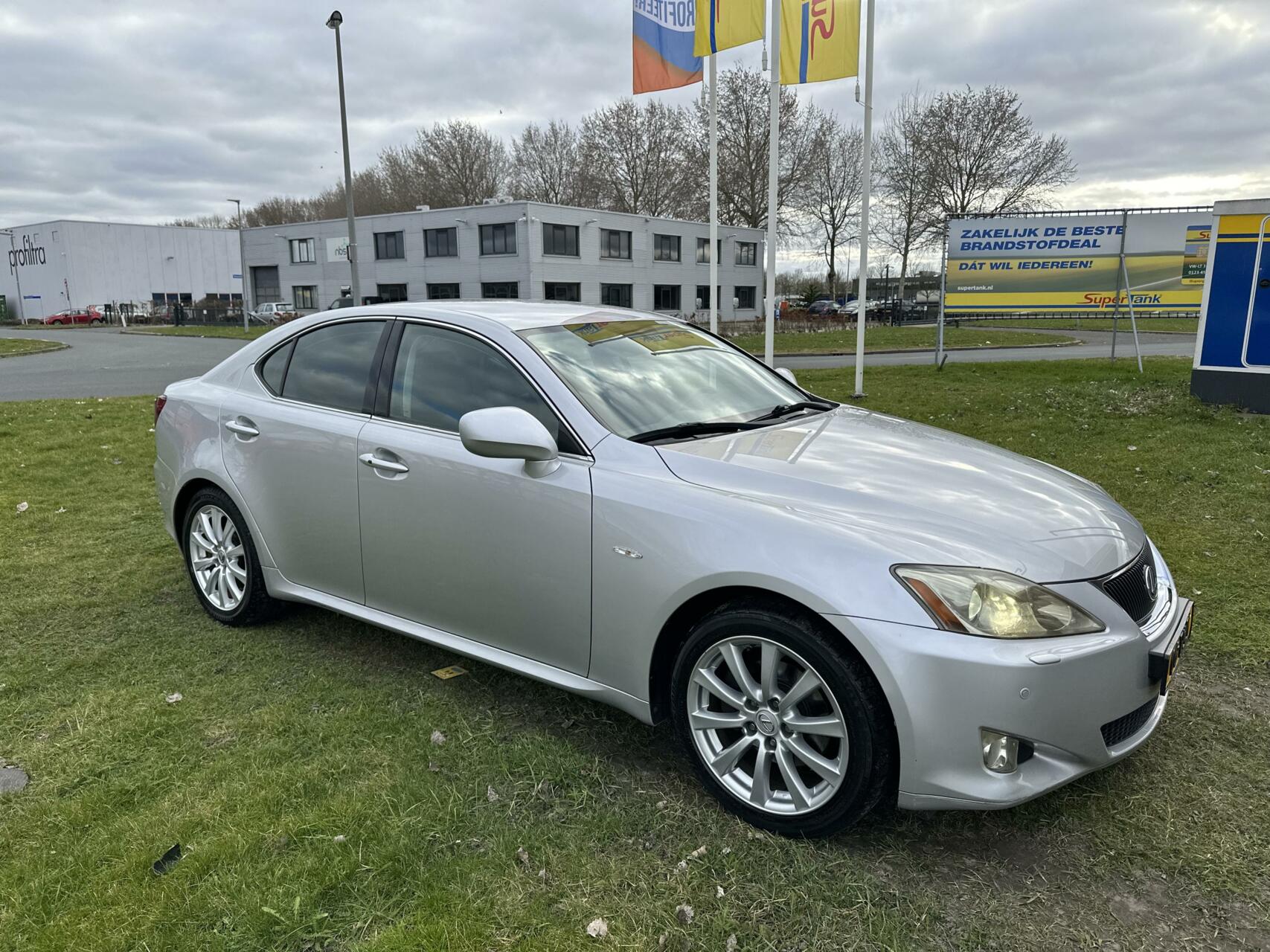 Foto van Lexus Is