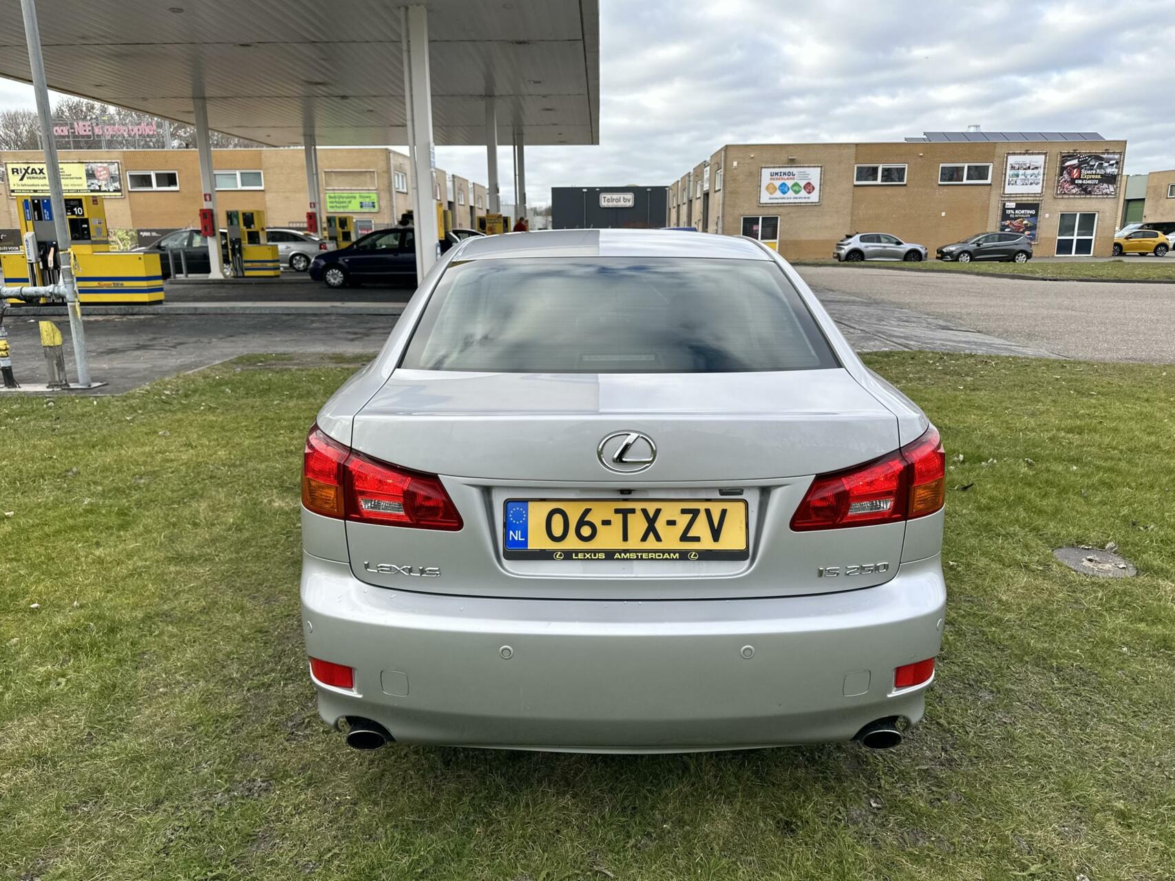 Foto van Lexus Is
