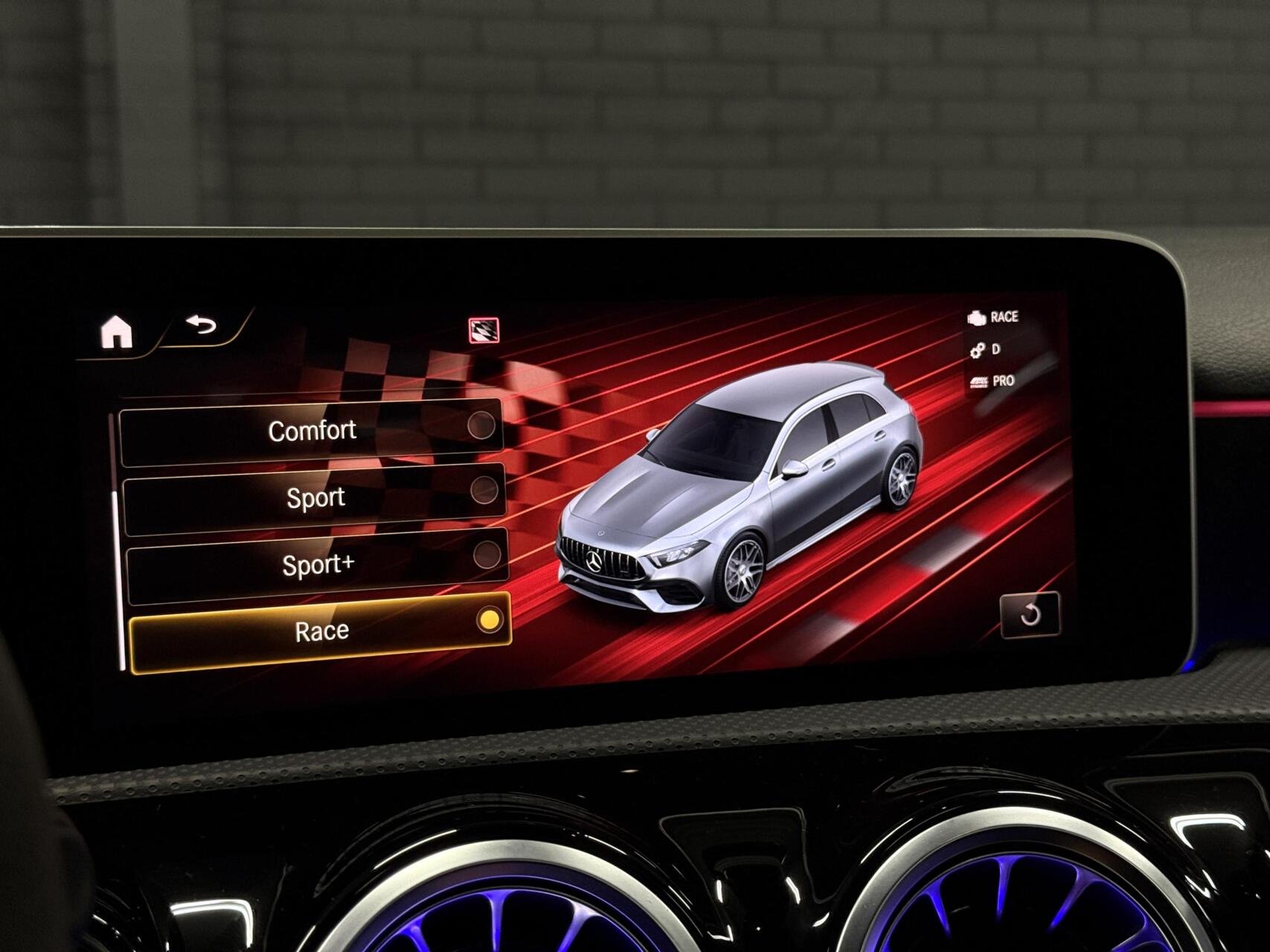 Foto van Mercedes-Benz AMG A 45 S