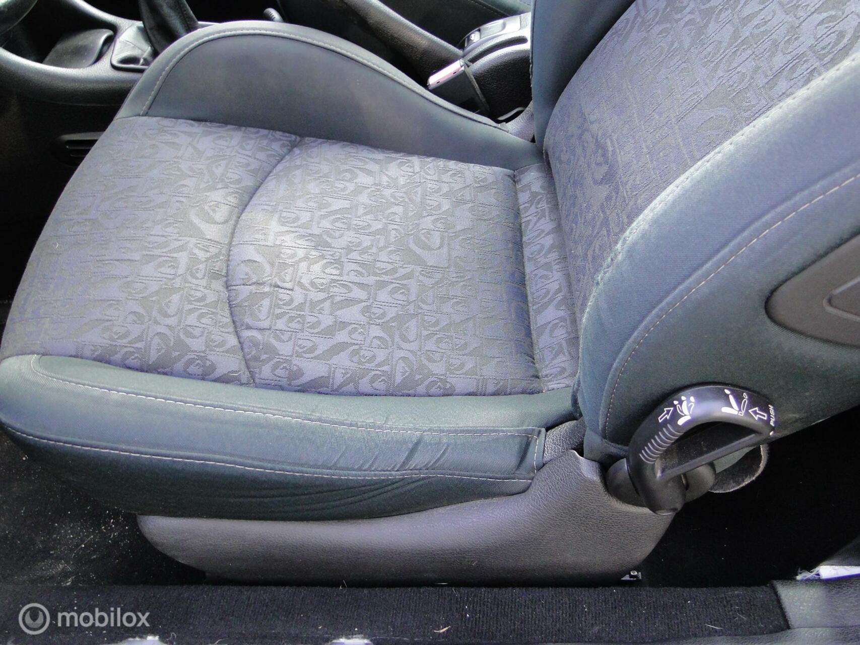 Foto van Peugeot 206 CC