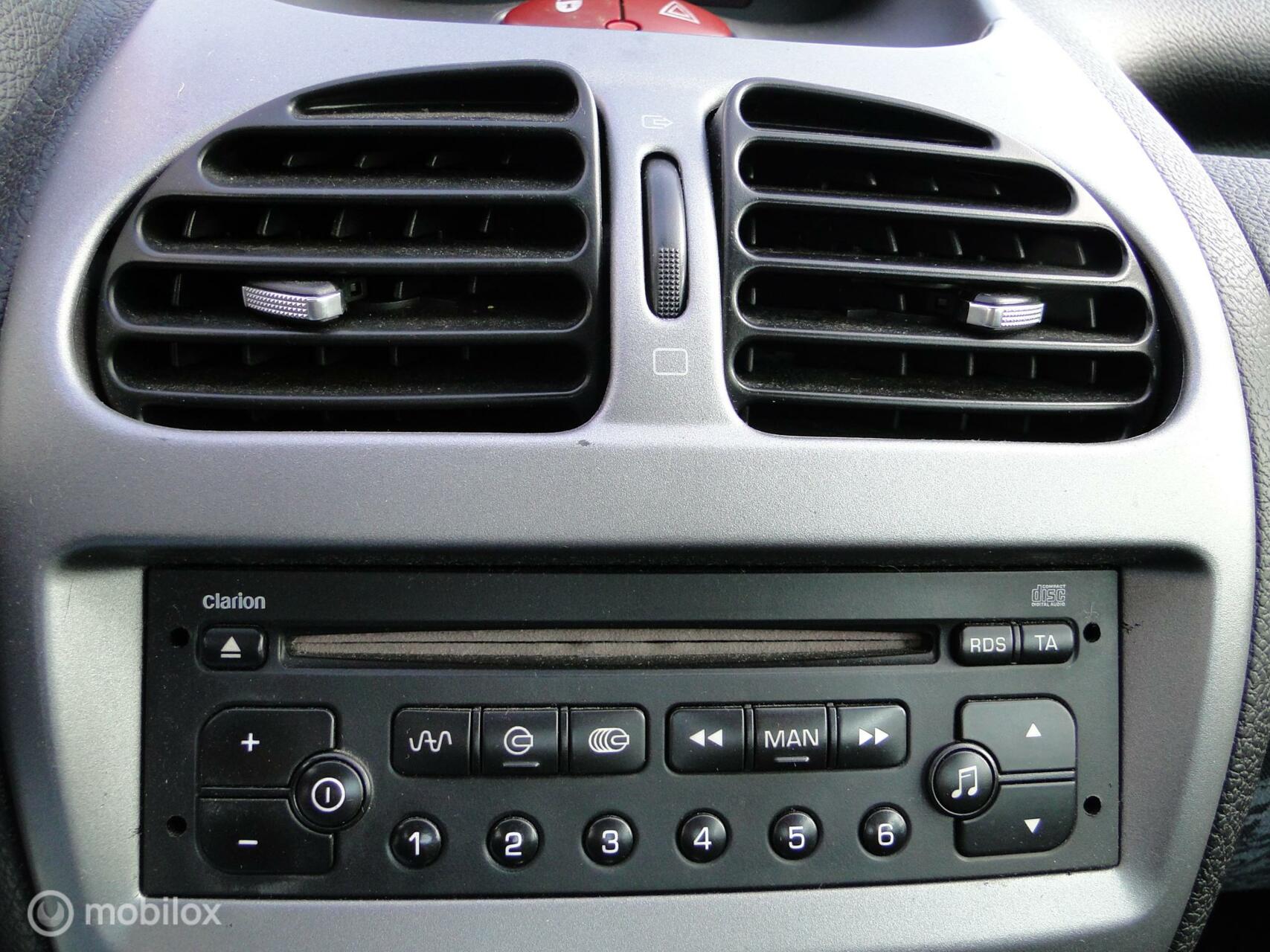 Foto van Peugeot 206 CC