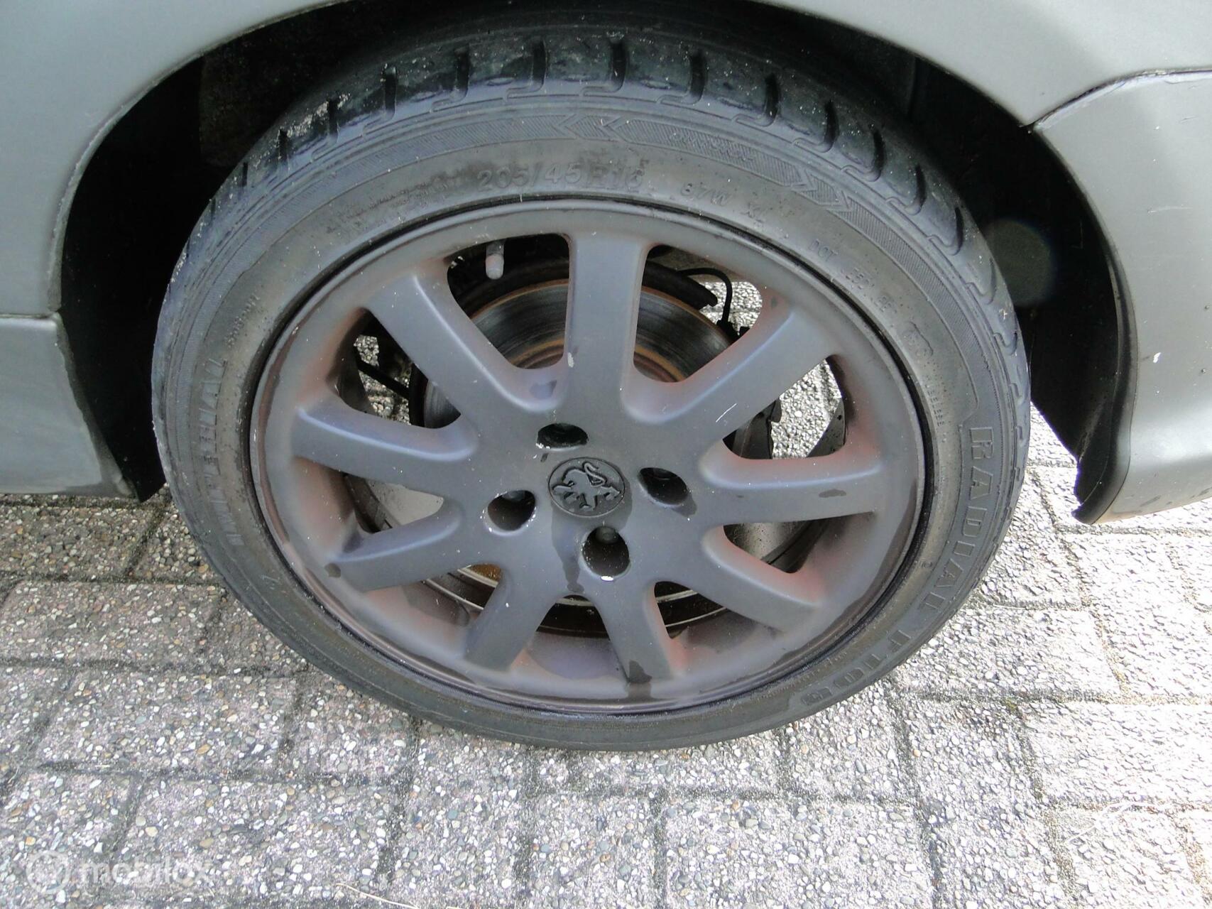 Foto van Peugeot 206 CC