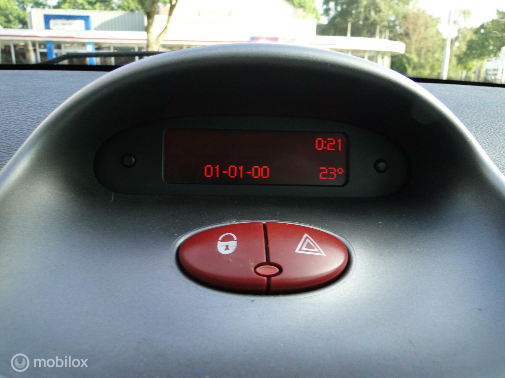 Foto van Peugeot 206 CC