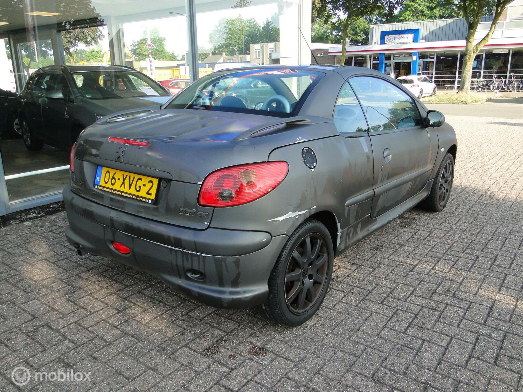 Foto van Peugeot 206 CC