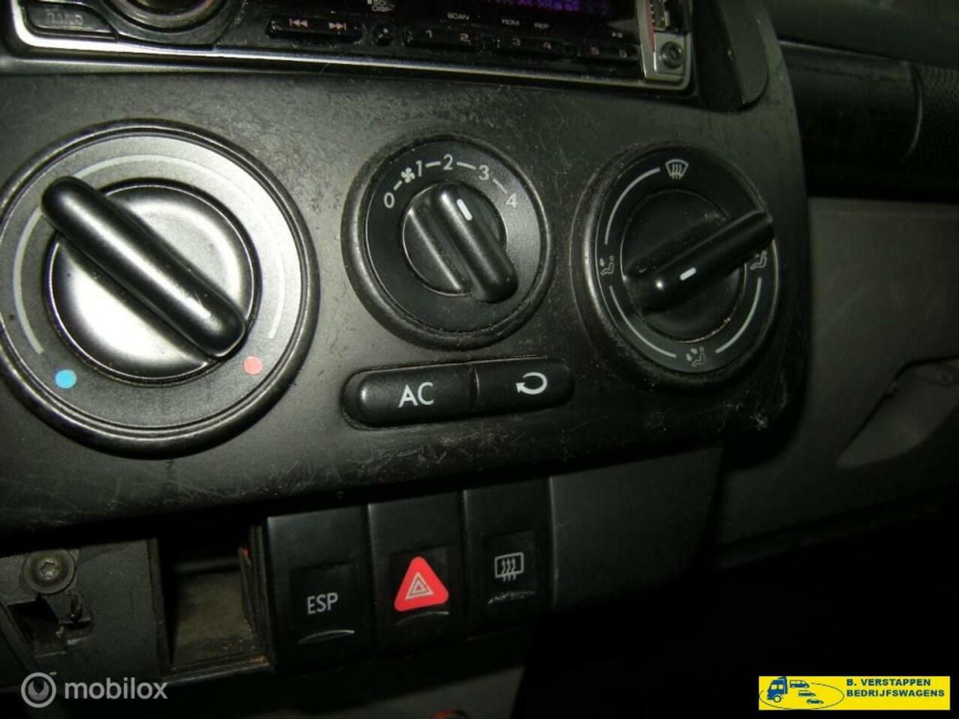 Foto van Volkswagen New Beetle