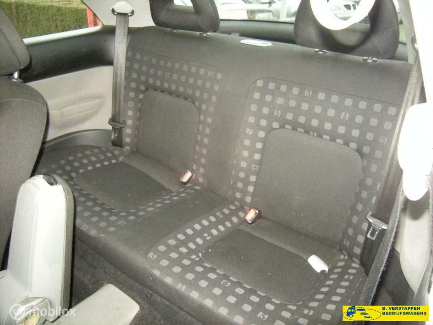 Foto van Volkswagen New Beetle