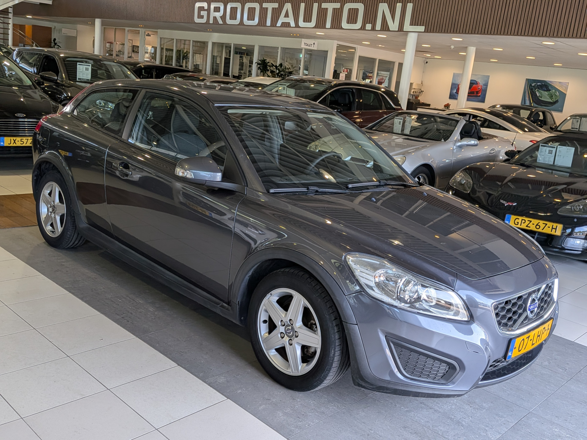 Volvo C30 1.6 Kinetic 2010 - voorkant