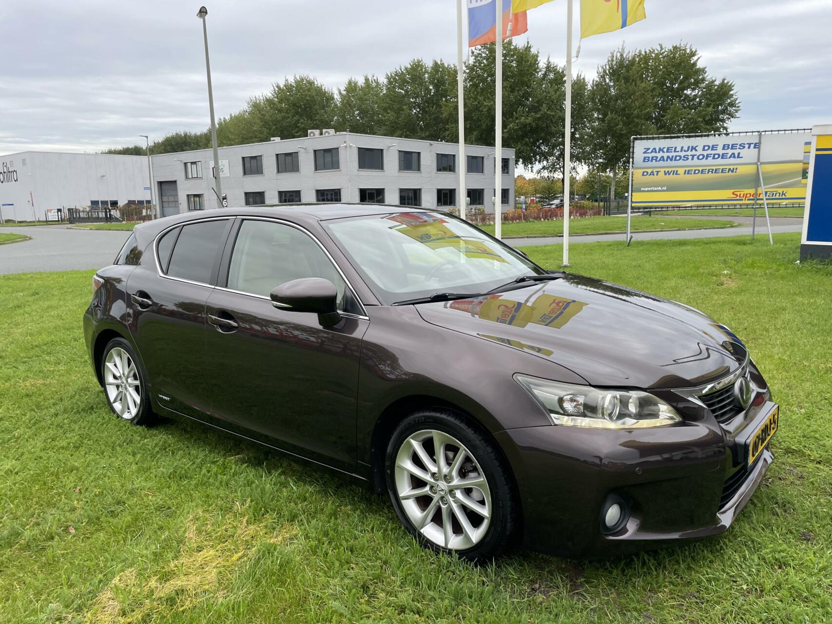 Foto van Lexus CT