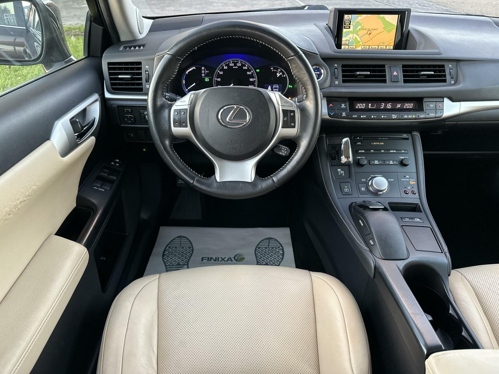 Foto van Lexus CT