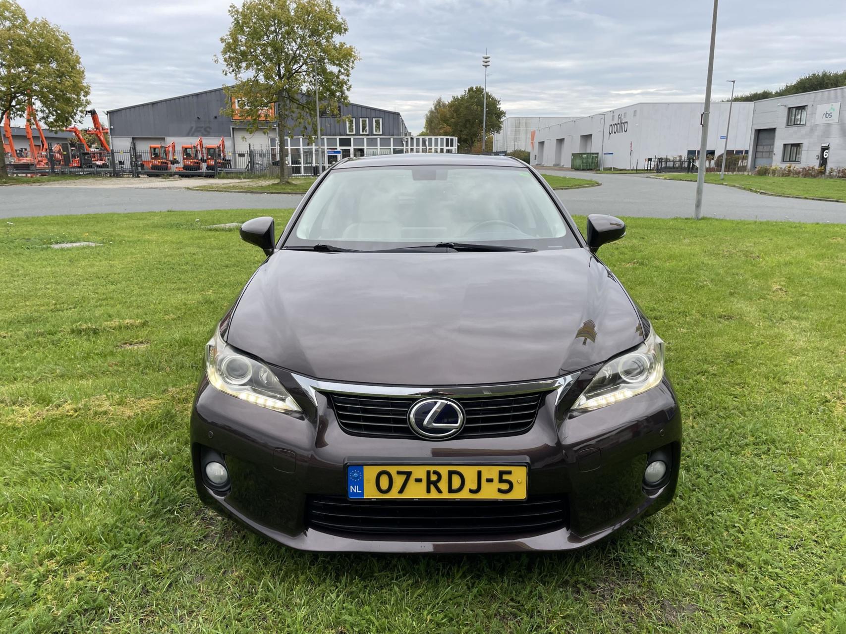 Foto van Lexus CT