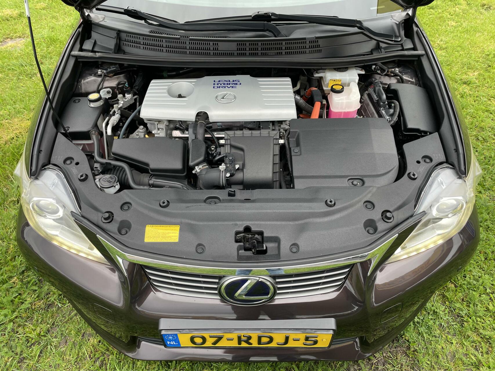 Foto van Lexus CT